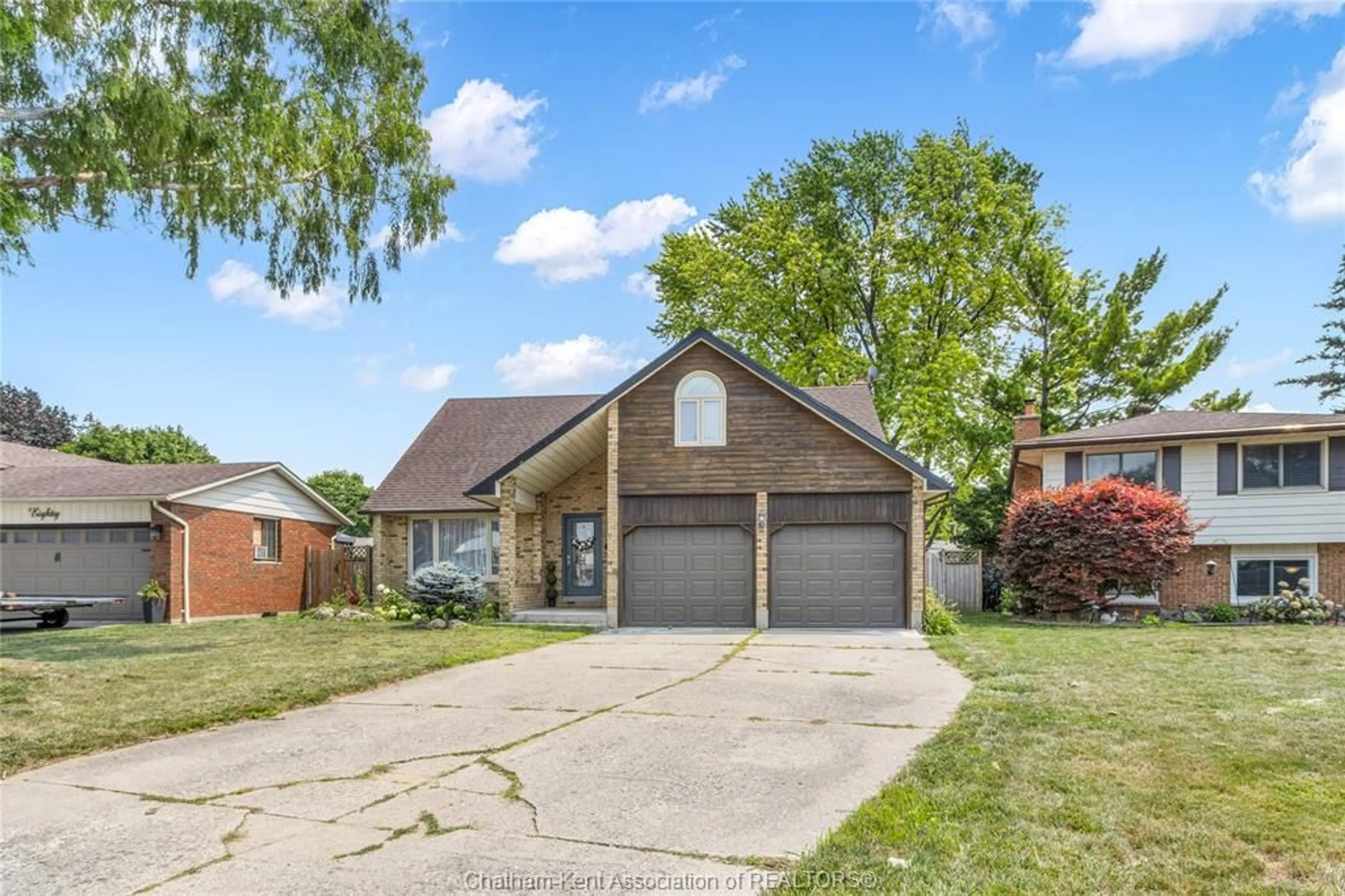 Home with brick exterior material, street for 76 PAMELA Cres, Chatham Ontario N7L 4S5