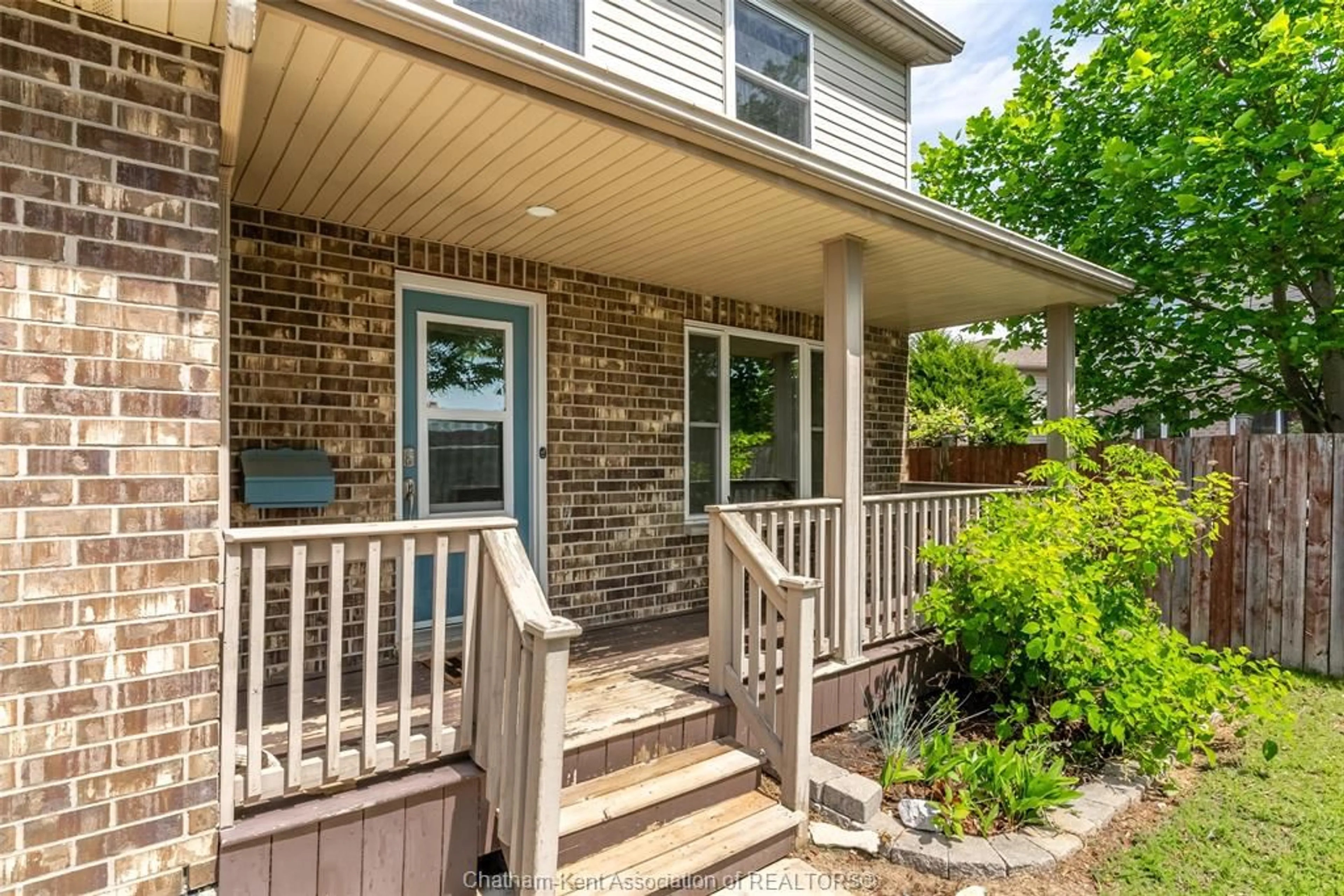 Home with brick exterior material, street for 270 Greenfield Lane, Chatham Ontario N7L 5N4