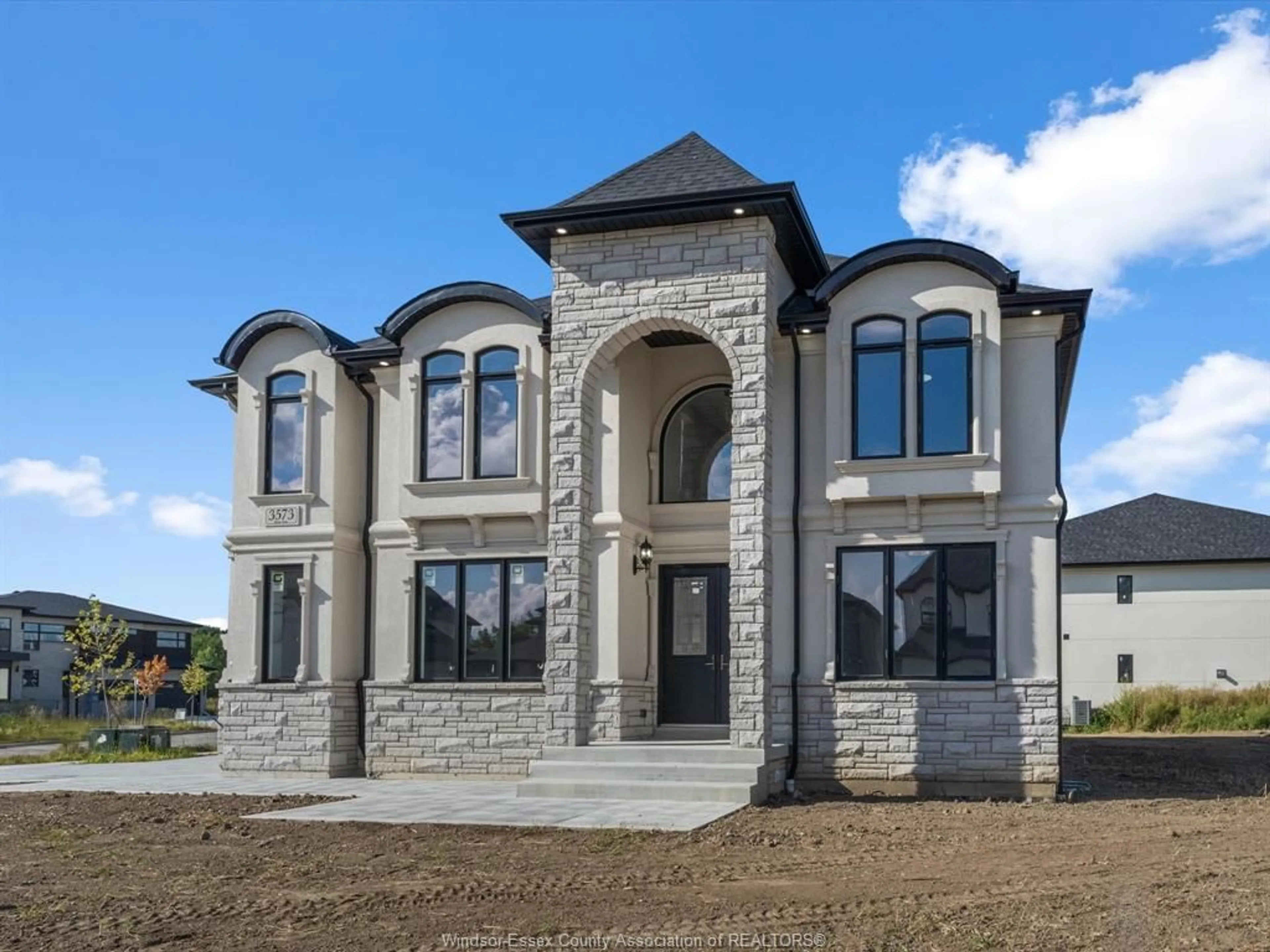 Home with brick exterior material, building for 3553 FIORINA, LaSalle Ontario N9H 0M9
