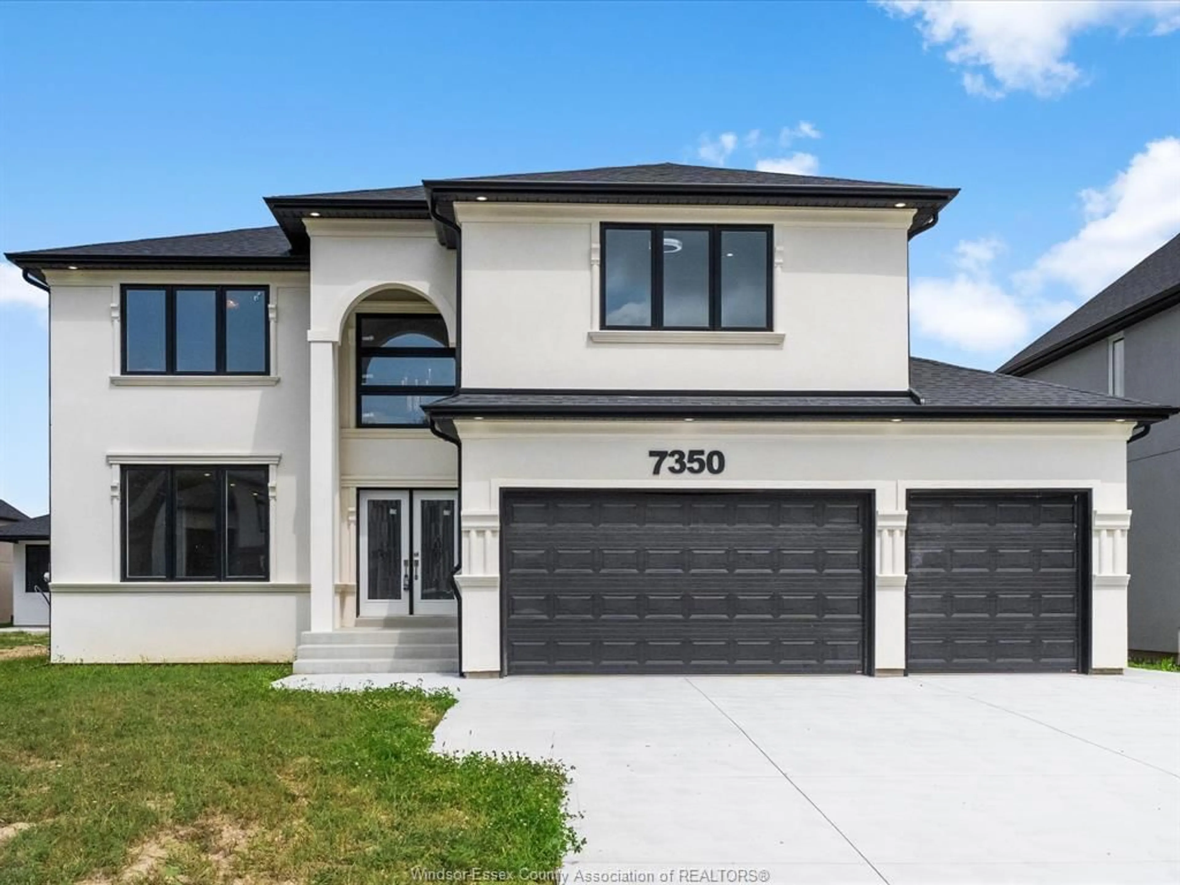 Home with vinyl exterior material, street for 7350 GARNET Cres, Amherstburg Ontario N0R 1J0