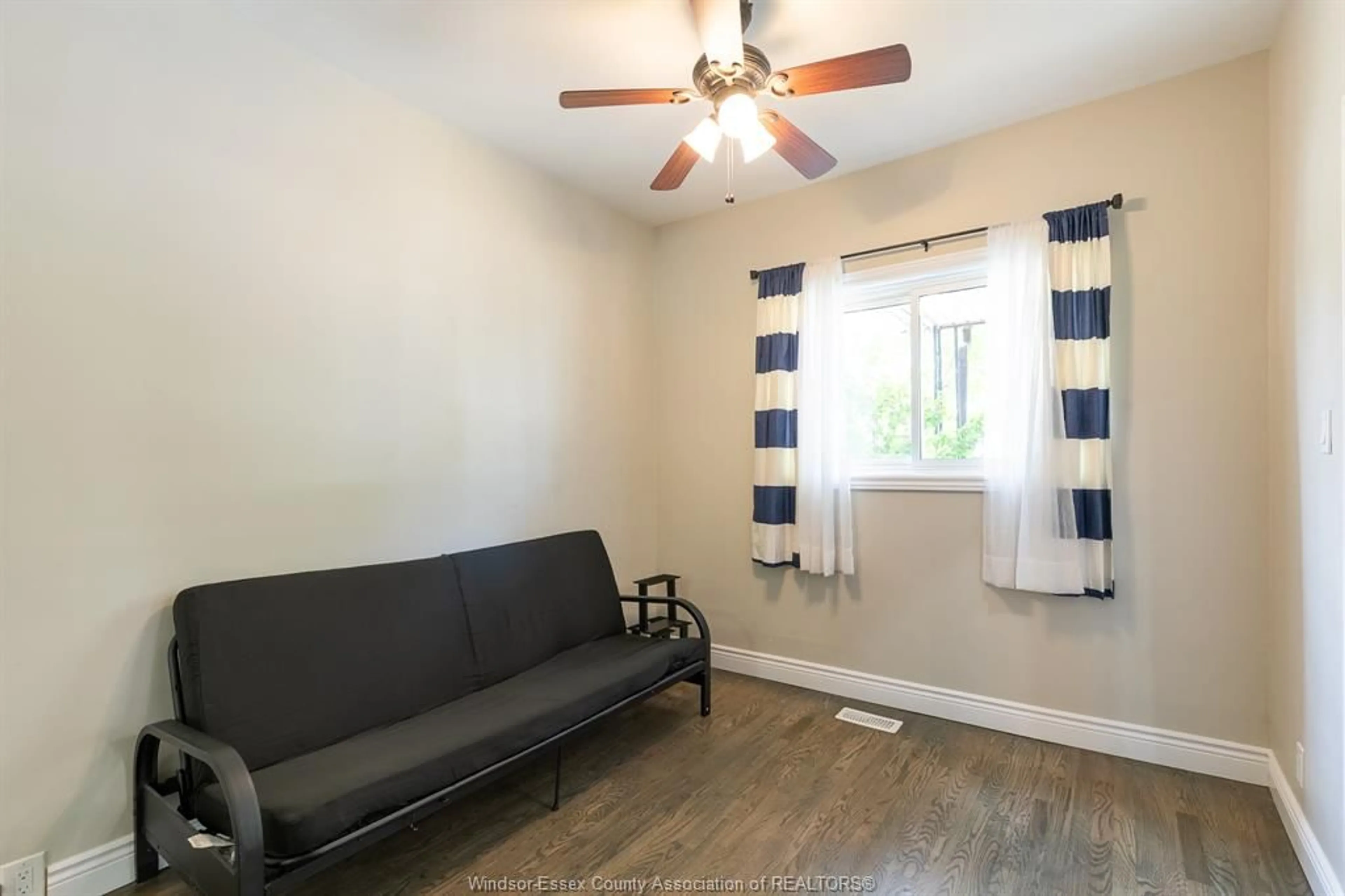 A pic of a room for 1761 Benjamin Ave, Windsor Ontario N8X 4N7