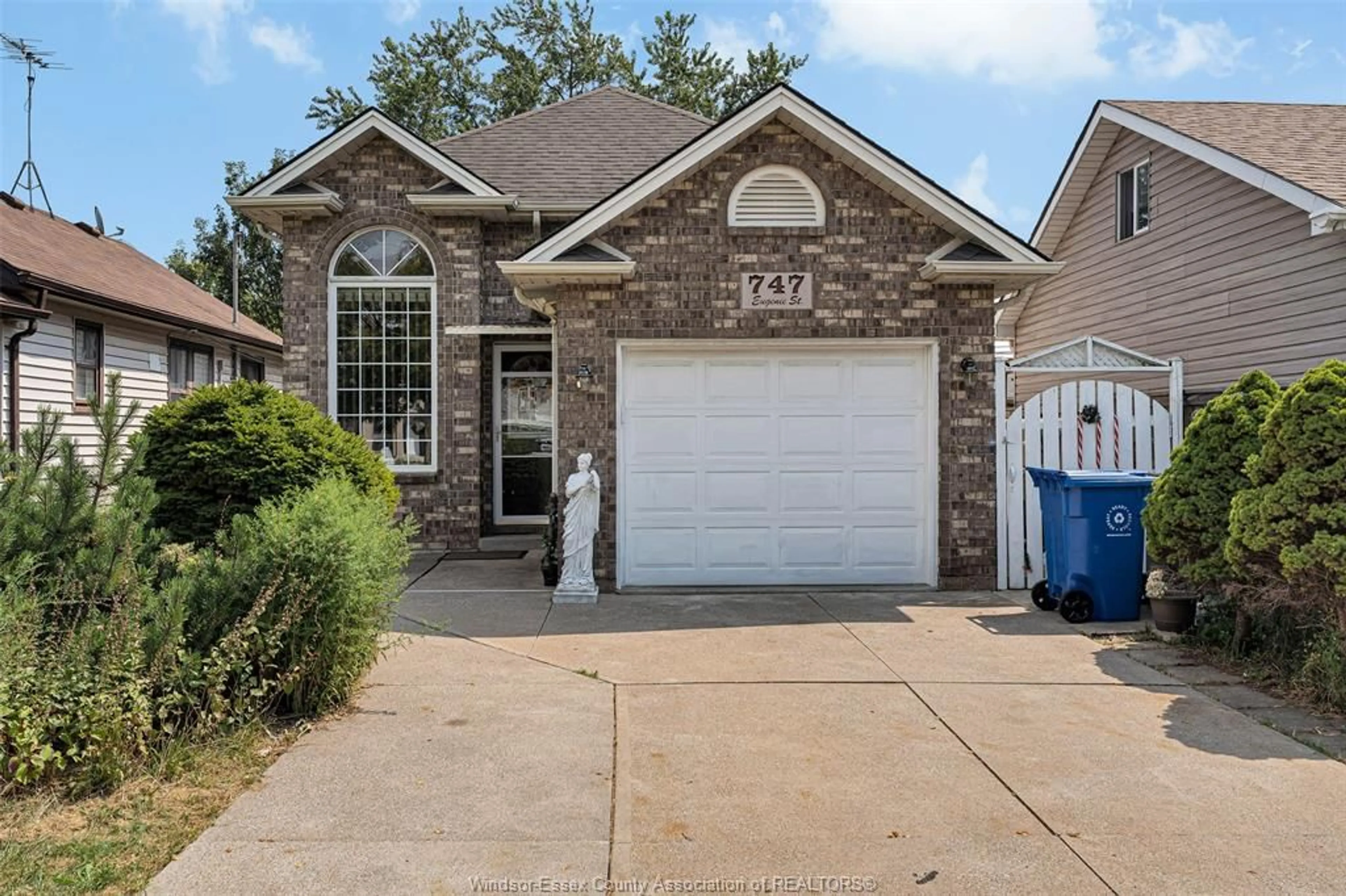 Home with brick exterior material, street for 747 EUGENIE, Windsor Ontario N8X 2Y6
