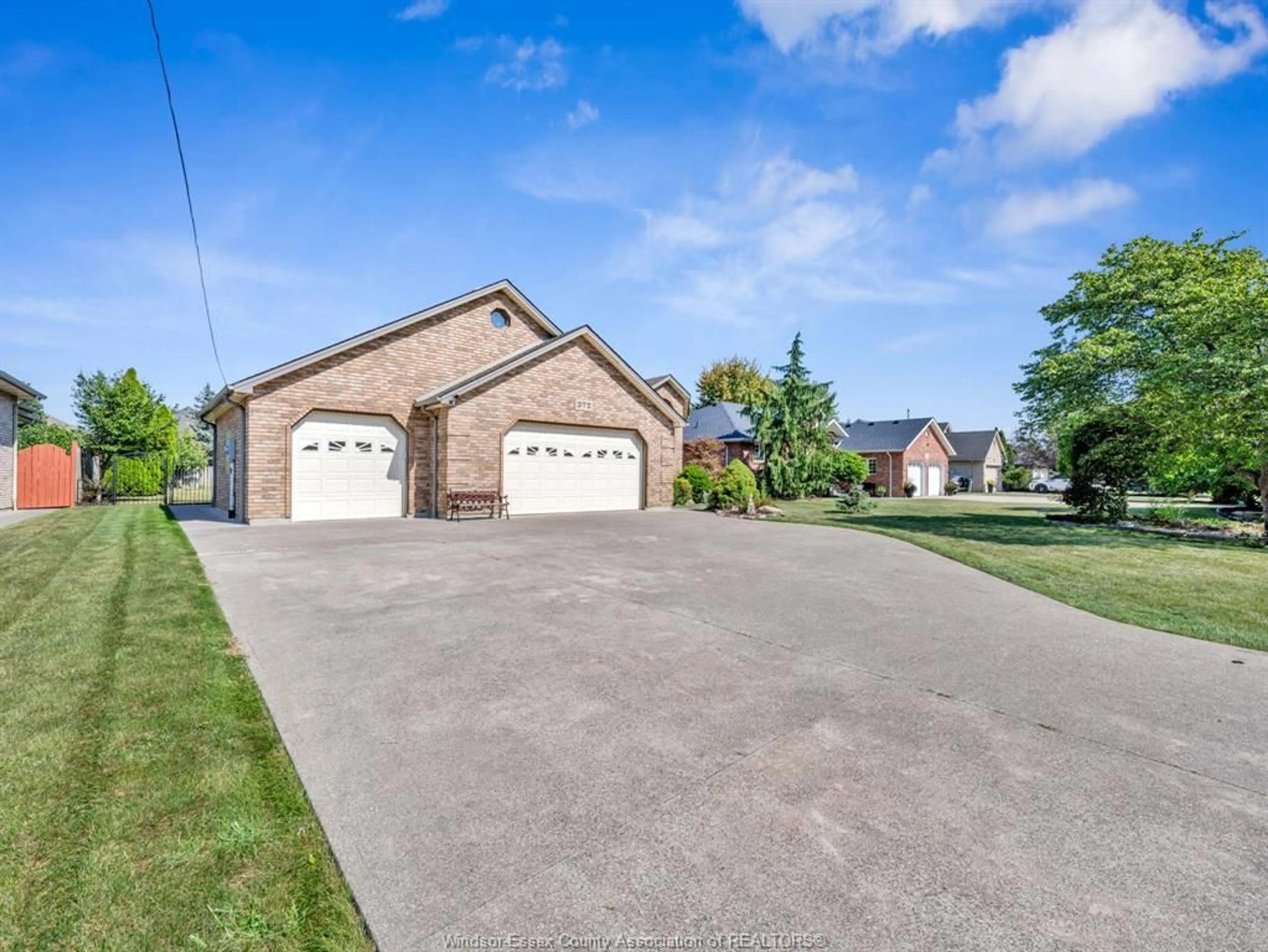 A pic from outside/outdoor area/front of a property/back of a property/a pic from drone, street for 372 EAST PUCE RIVER Rd, Lakeshore Ontario N8L 0C6