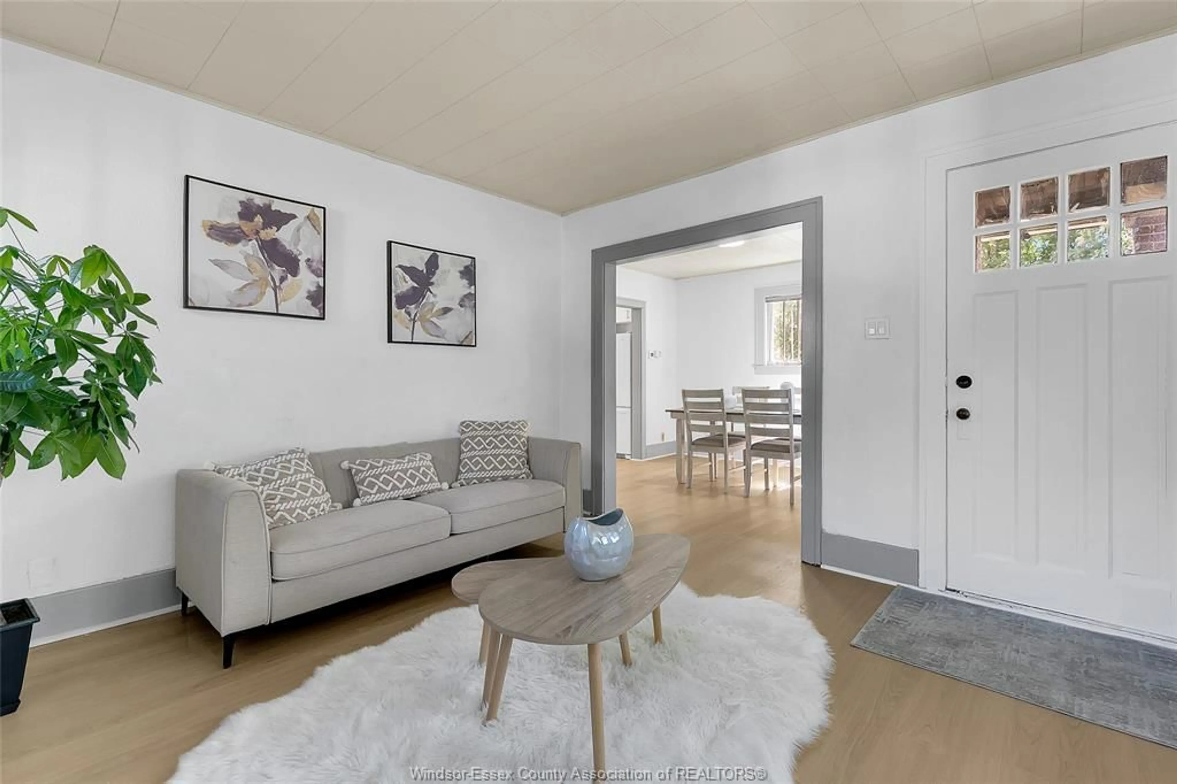 Living room with furniture, unknown for 3410 TURNER Rd, Windsor Ontario N8W 3M8