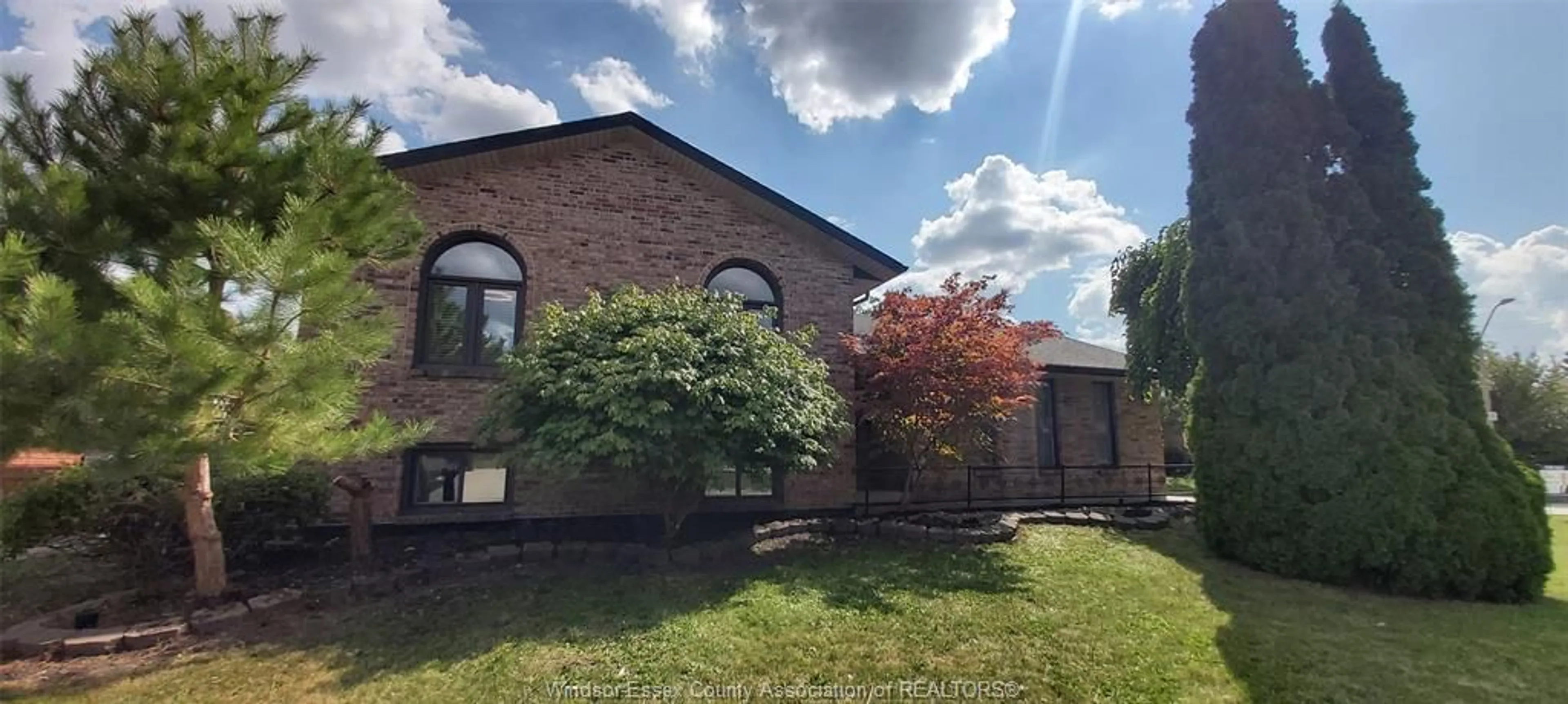 Unknown for 8339 KINGSTON Cres, Windsor Ontario N8S 4R7