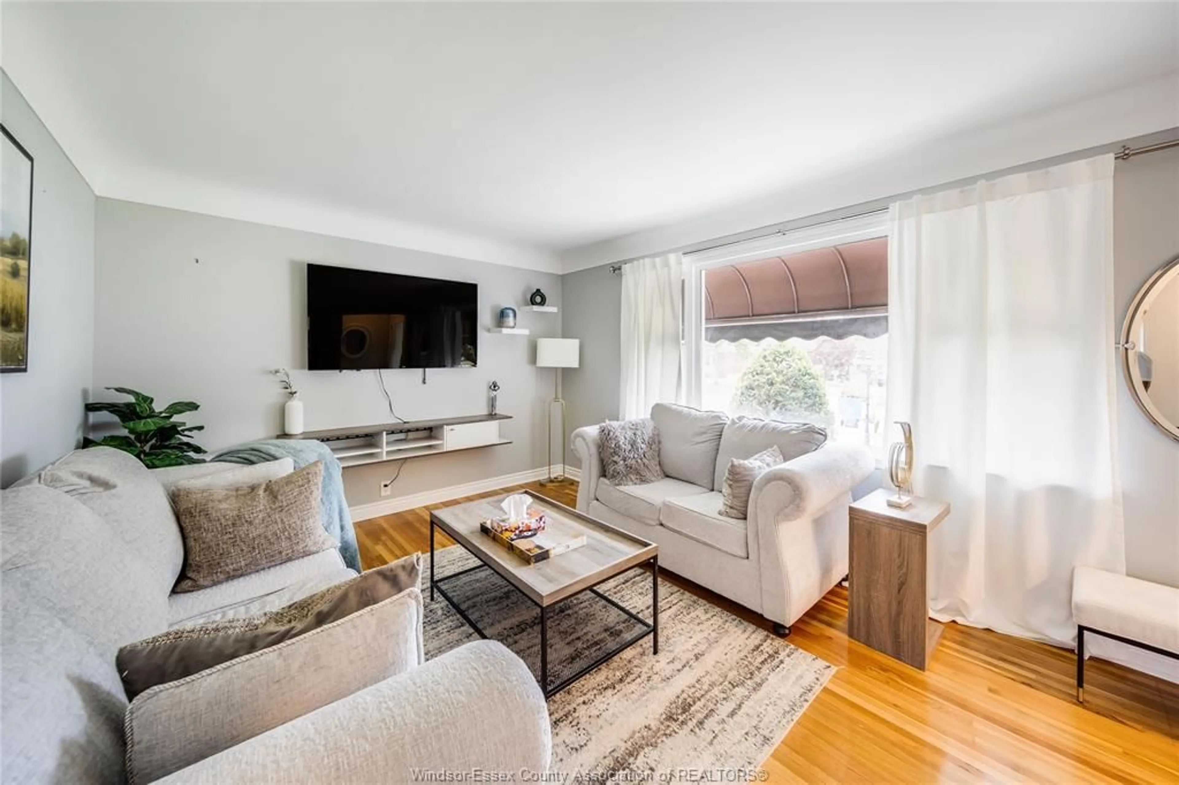 Living room with furniture, unknown for 1030 ISABELLE Pl, Windsor Ontario N8S 3B2
