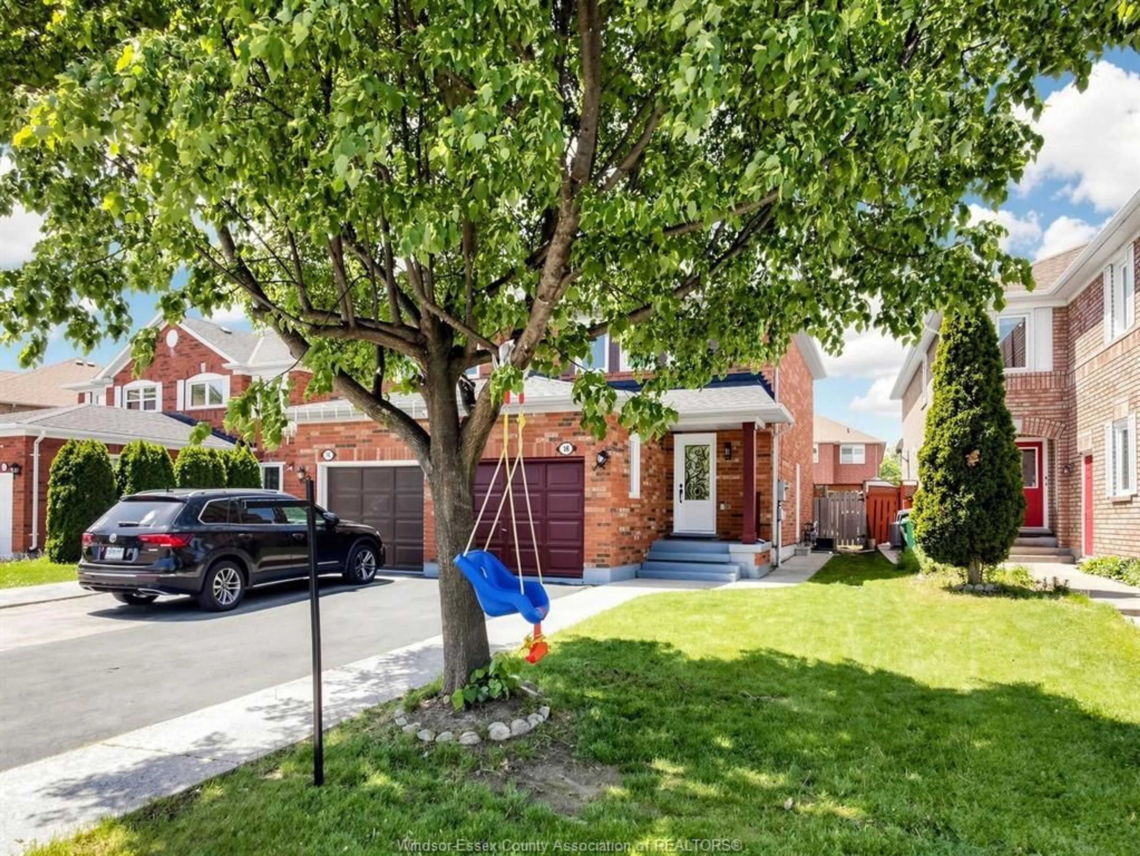 Home with brick exterior material, street for 16 MOUNT FUJI Cres, Brampton Ontario L6R 2L3