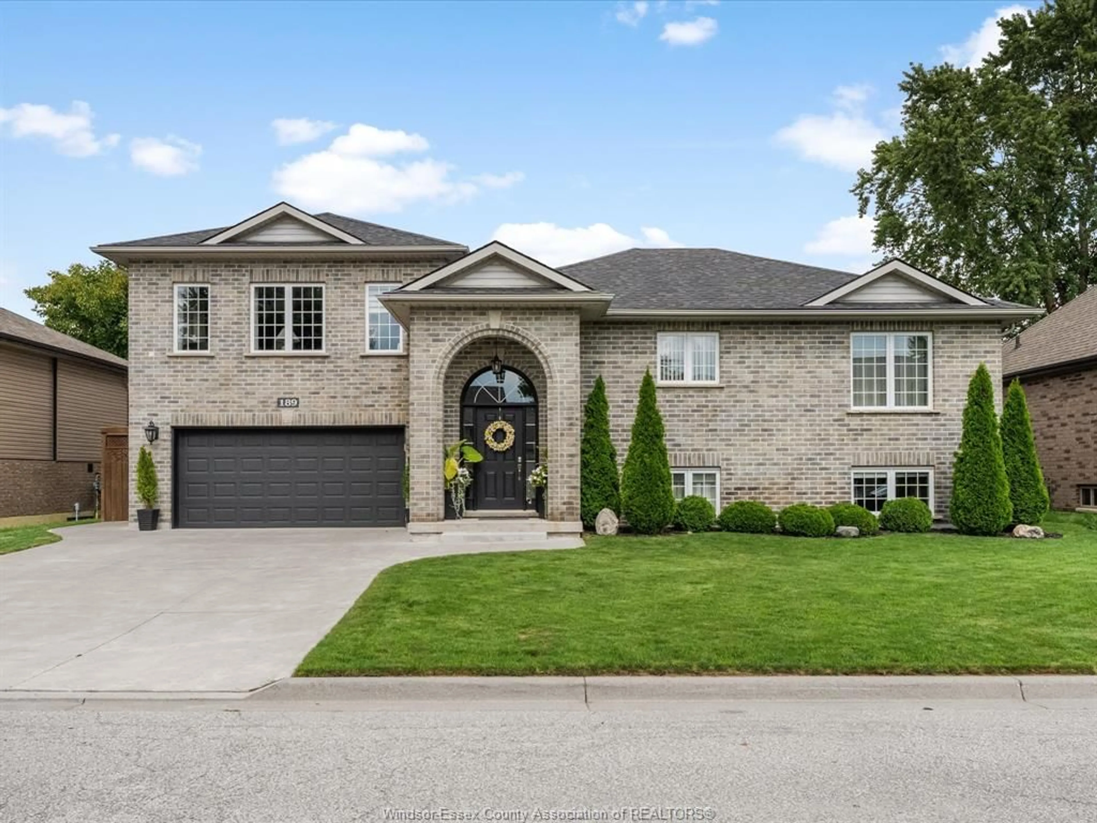 Home with brick exterior material, street for 189 RIVERVIEW, LaSalle Ontario N9J 3X9