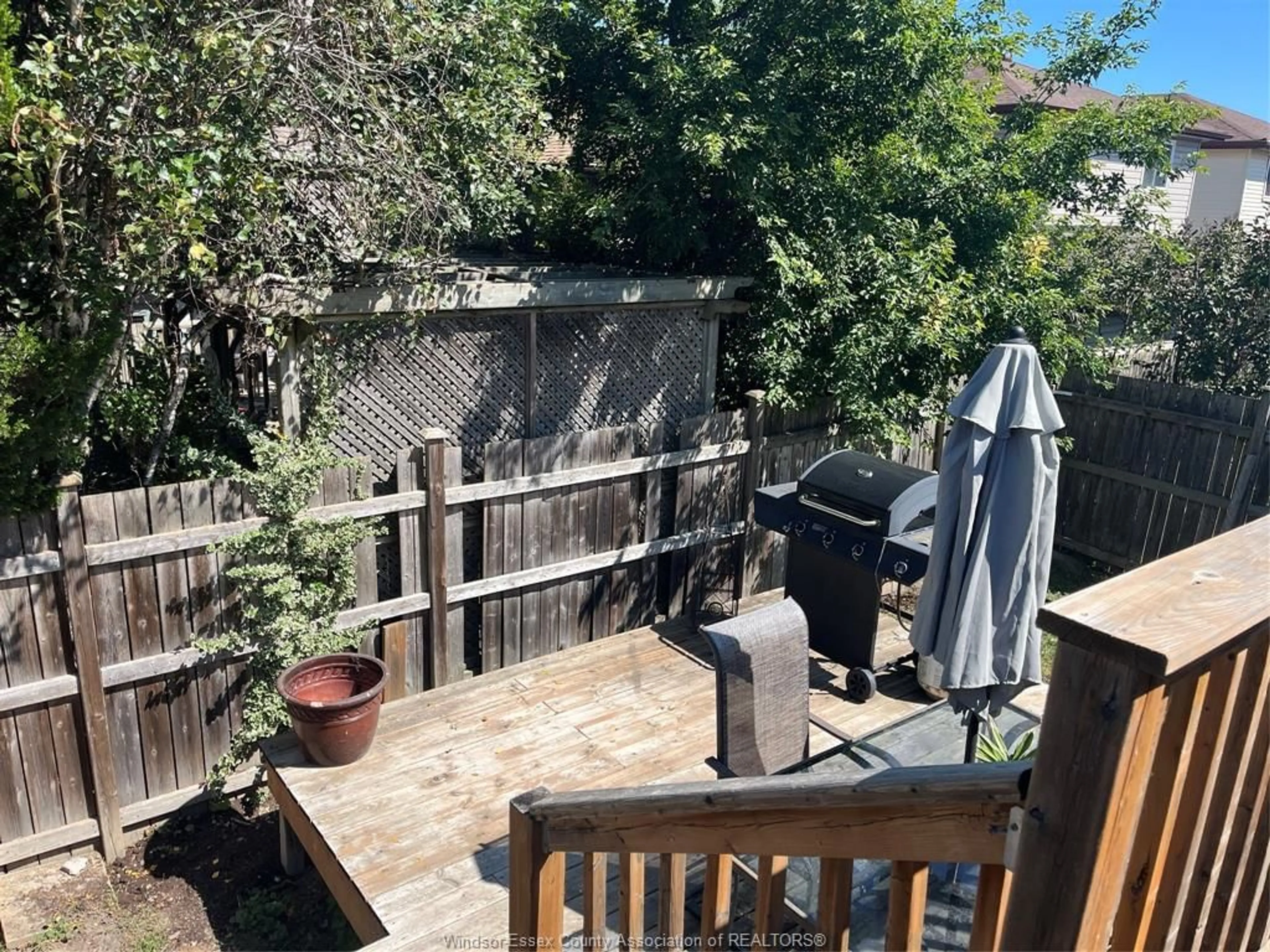 Patio, street for 8260 GATESIDE Pl, Windsor Ontario N8S 4N6