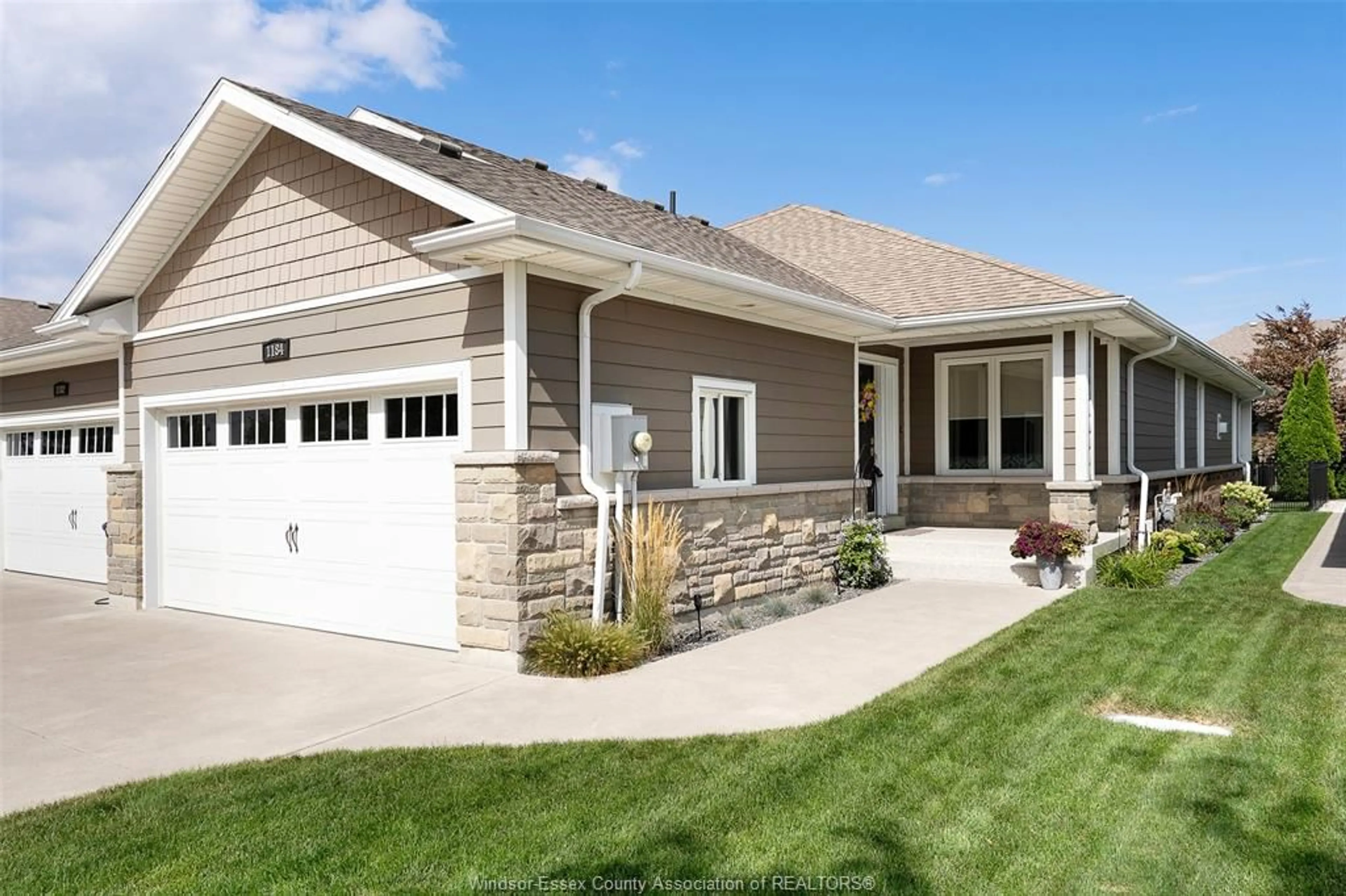 Home with vinyl exterior material, street for 1184 ALLIANCE, LaSalle Ontario N9H 0C3