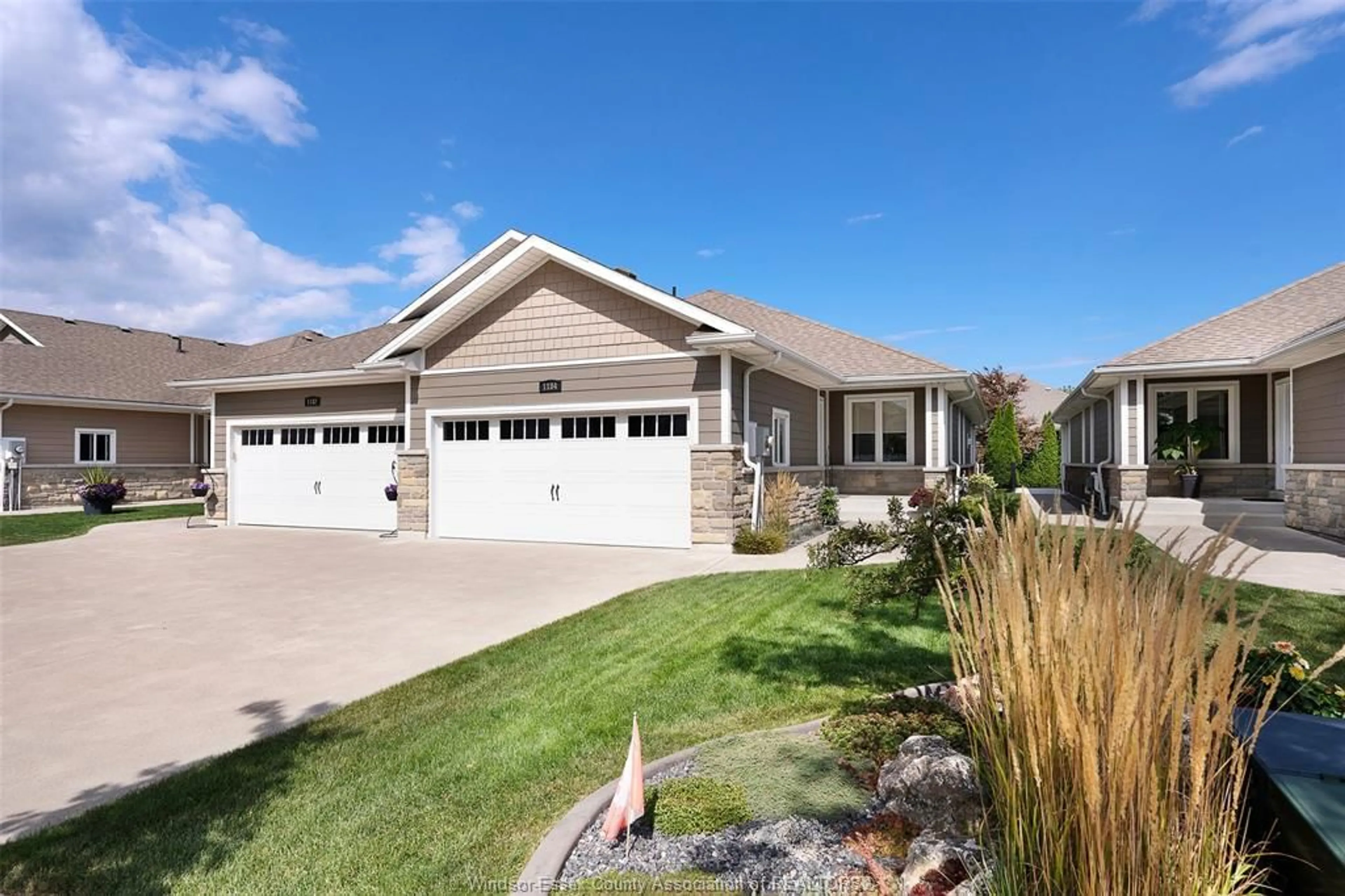 Home with vinyl exterior material, street for 1184 ALLIANCE, LaSalle Ontario N9H 0C3