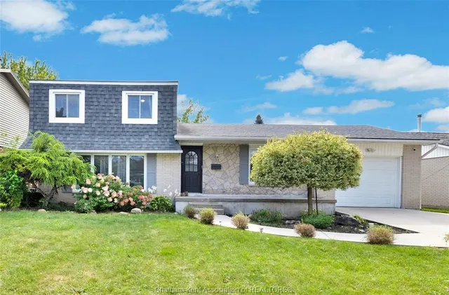 71 Parry Dr, Chatham 2