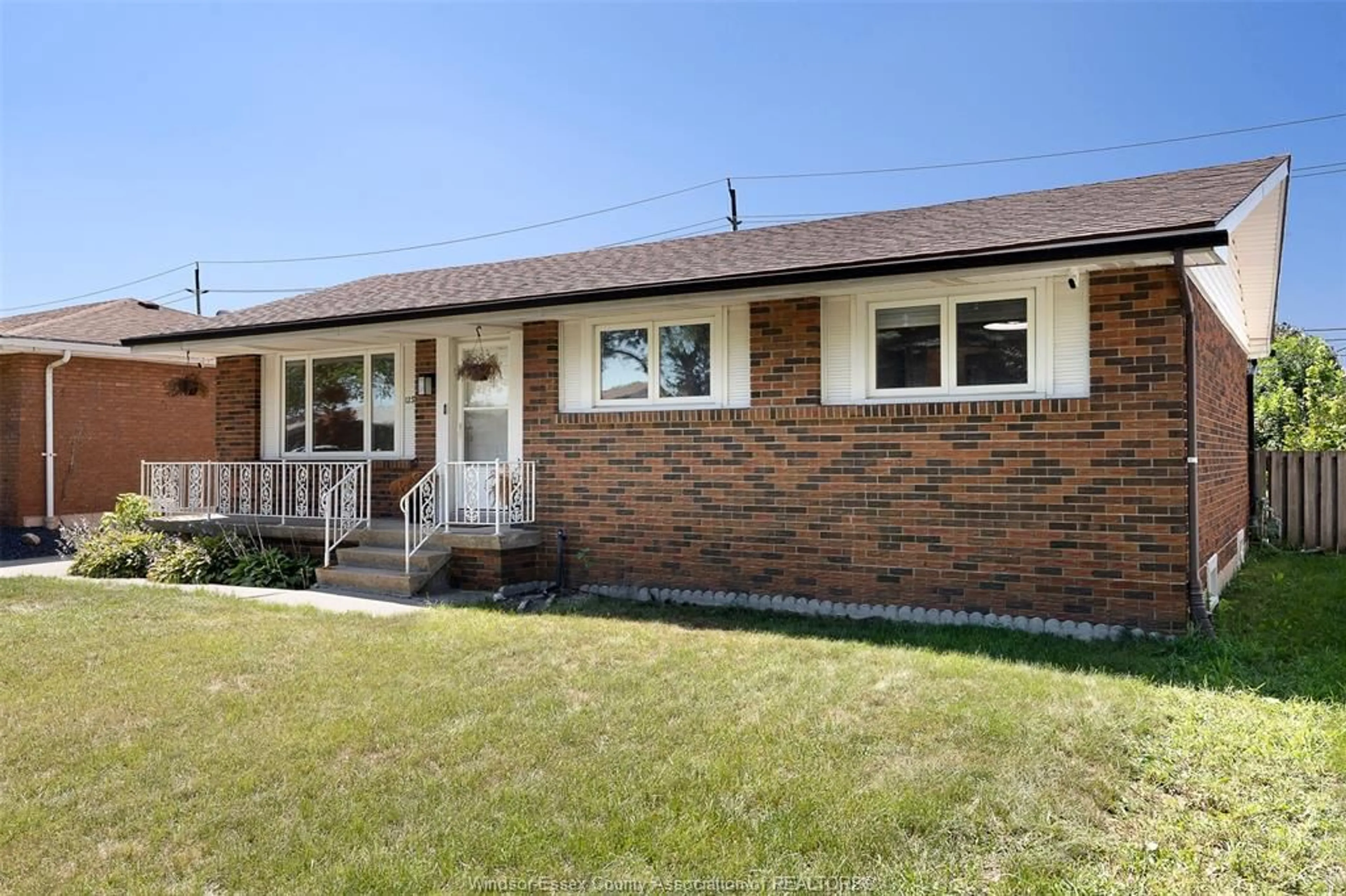 Home with brick exterior material, street for 1237 HOMEDALE, Windsor Ontario N8S 2T6