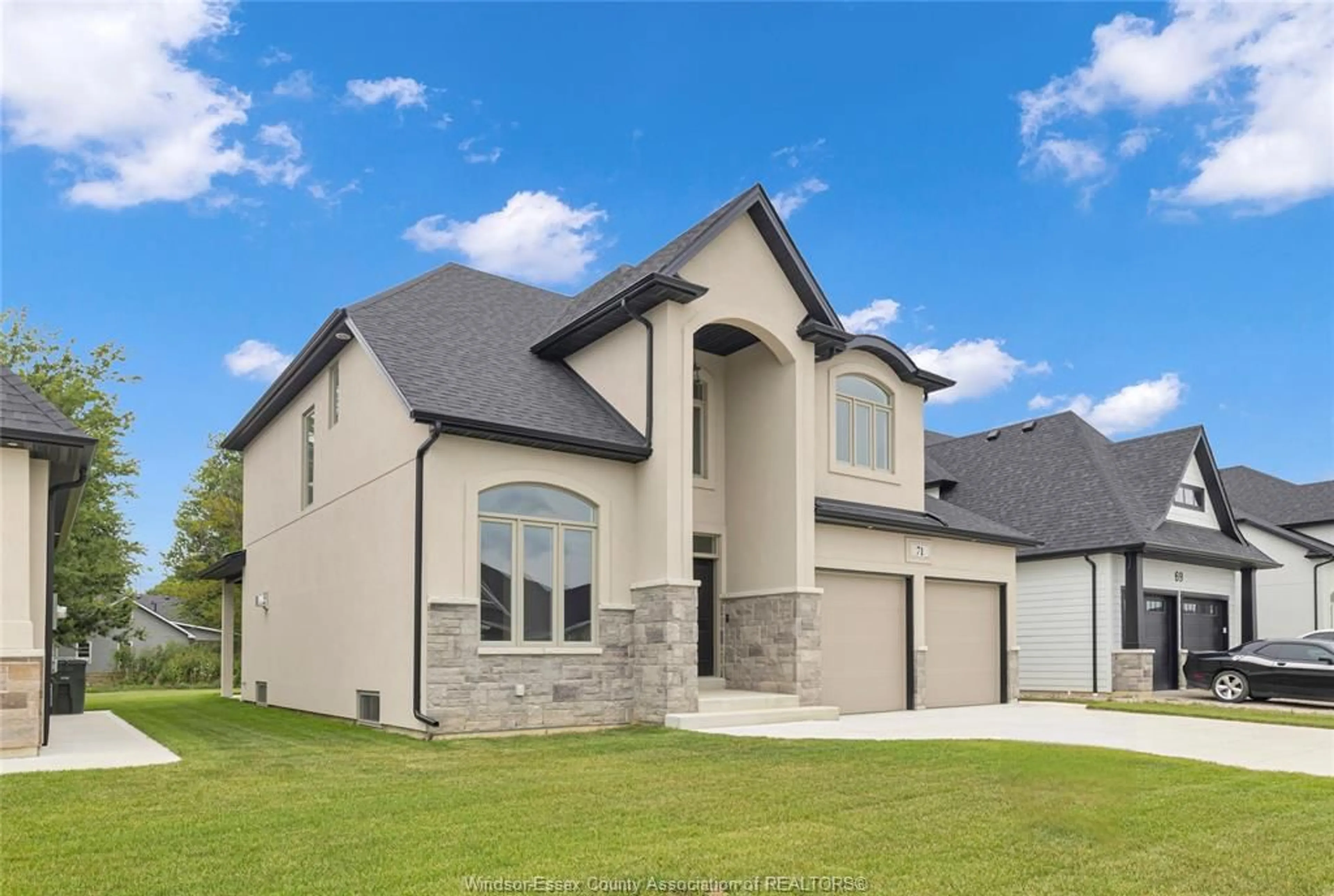Home with brick exterior material, street for 71 REDWOOD, Kingsville Ontario N0R 1B0