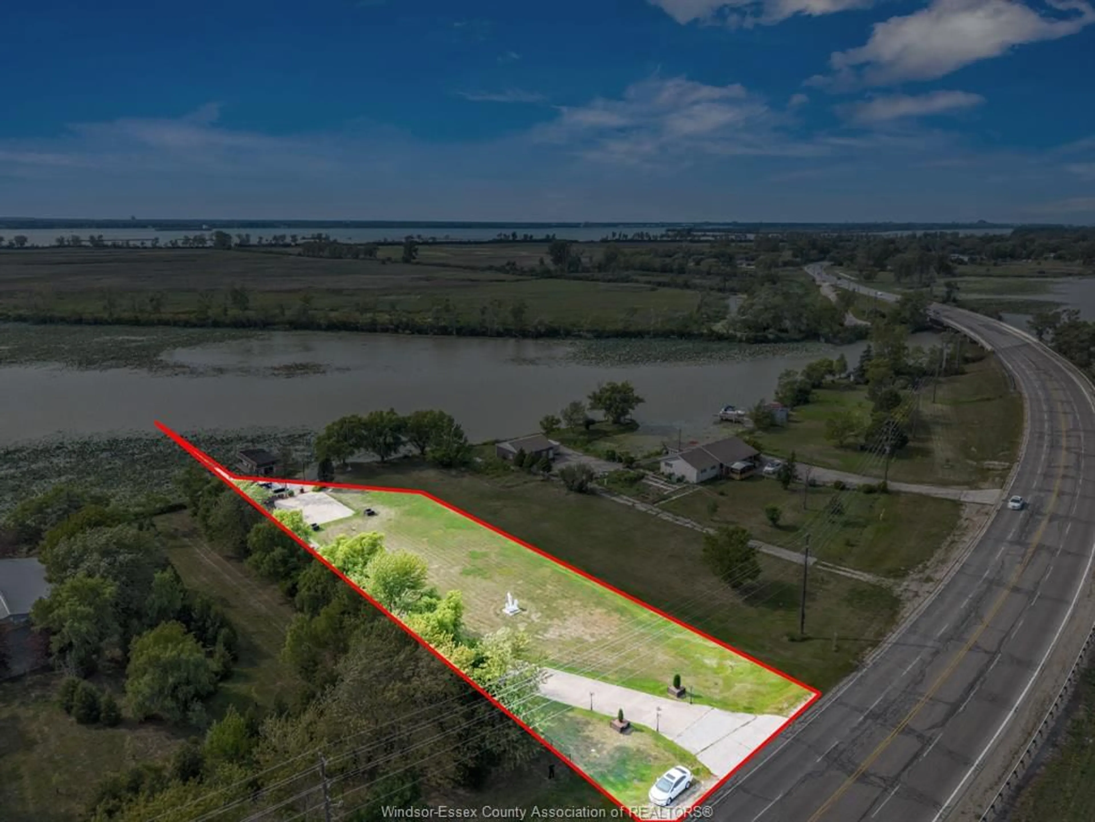 A pic from outside/outdoor area/front of a property/back of a property/a pic from drone, water/lake/river/ocean view for 1812 FRONT, Amherstburg Ontario N9V 3R3