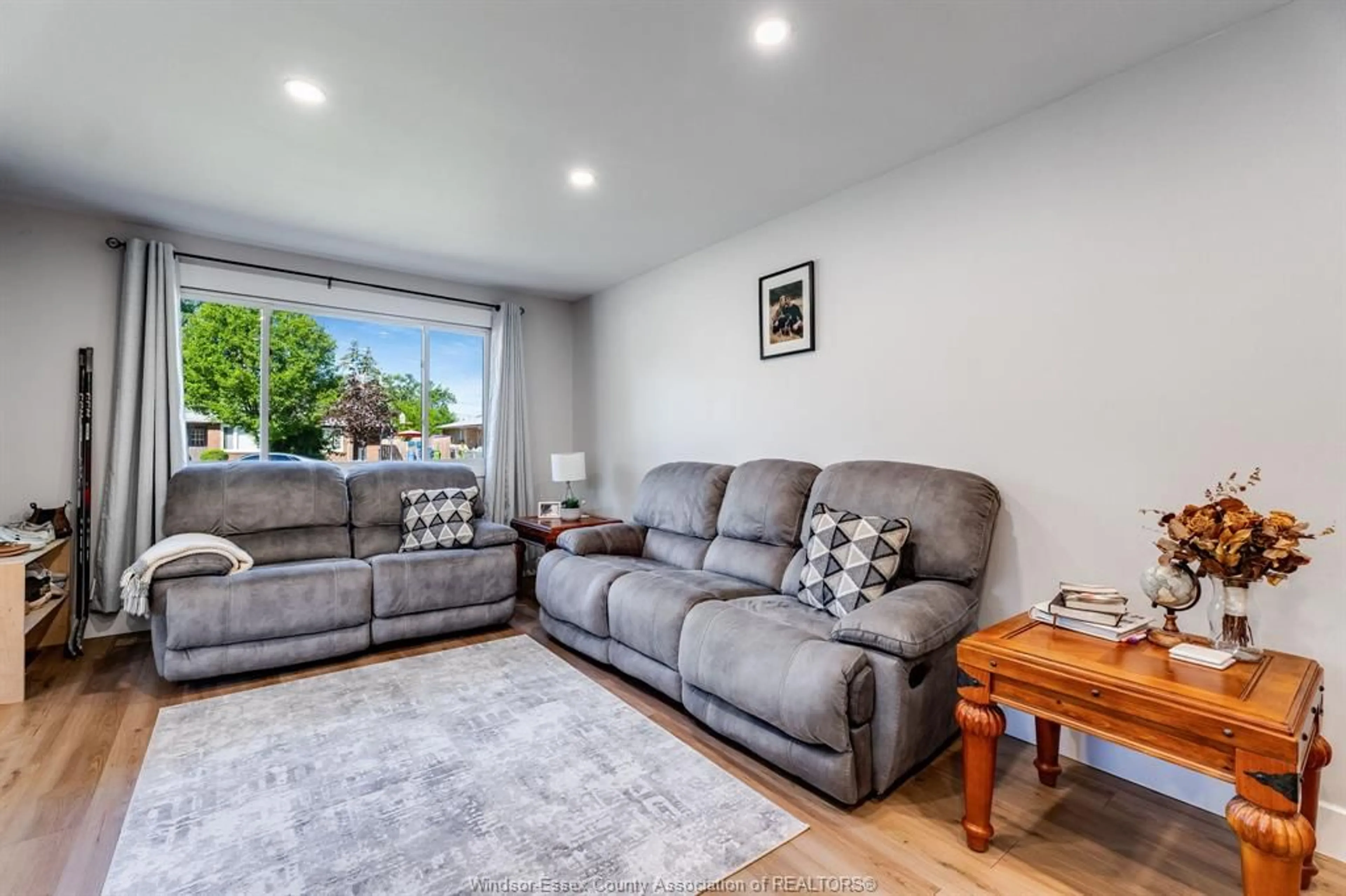 Living room with furniture, unknown for 24 DONALD, Leamington Ontario N8H 4J3