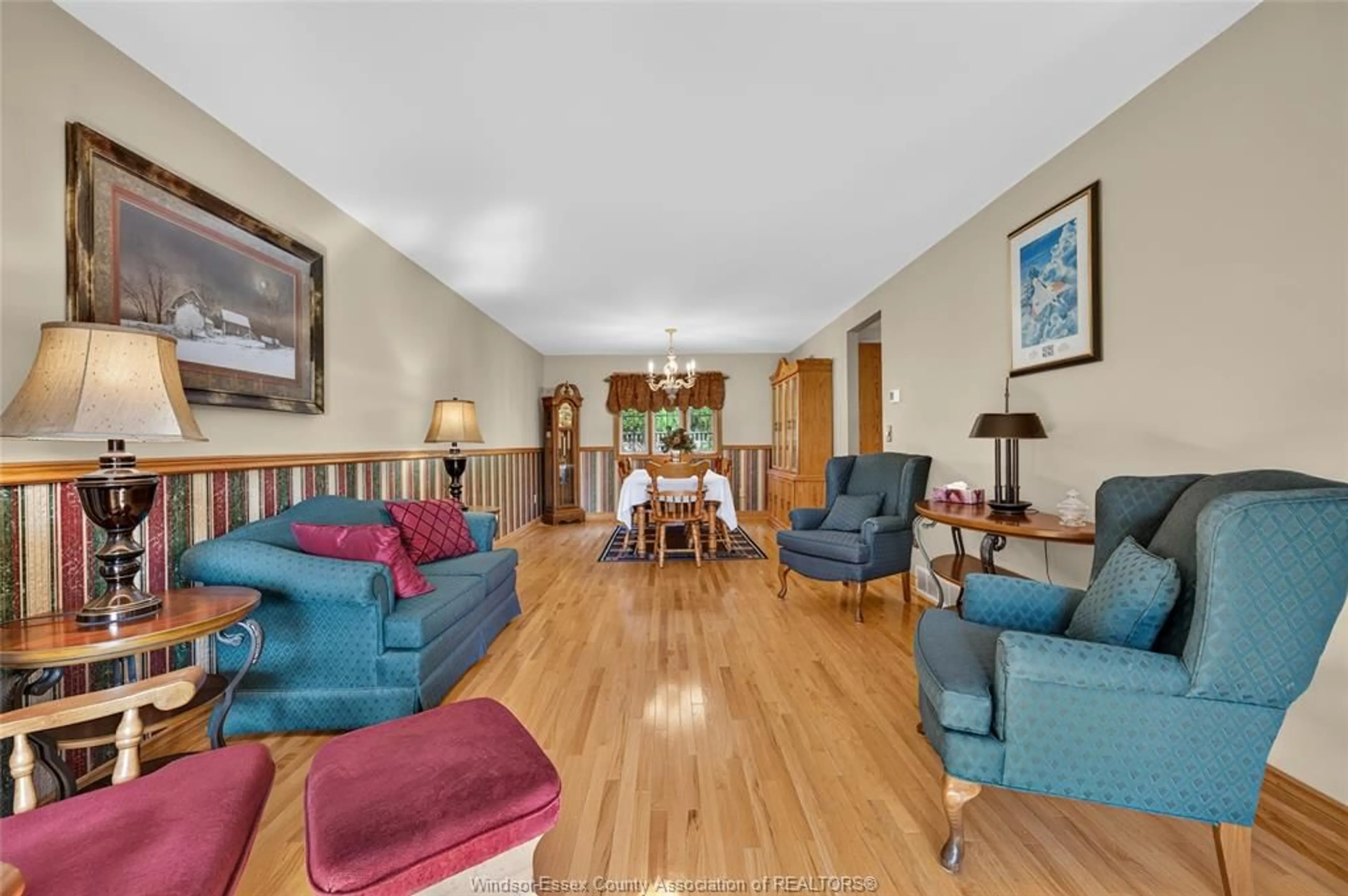 Living room with furniture, unknown for 128 Windsor, Harrow Ontario N0R 1G0