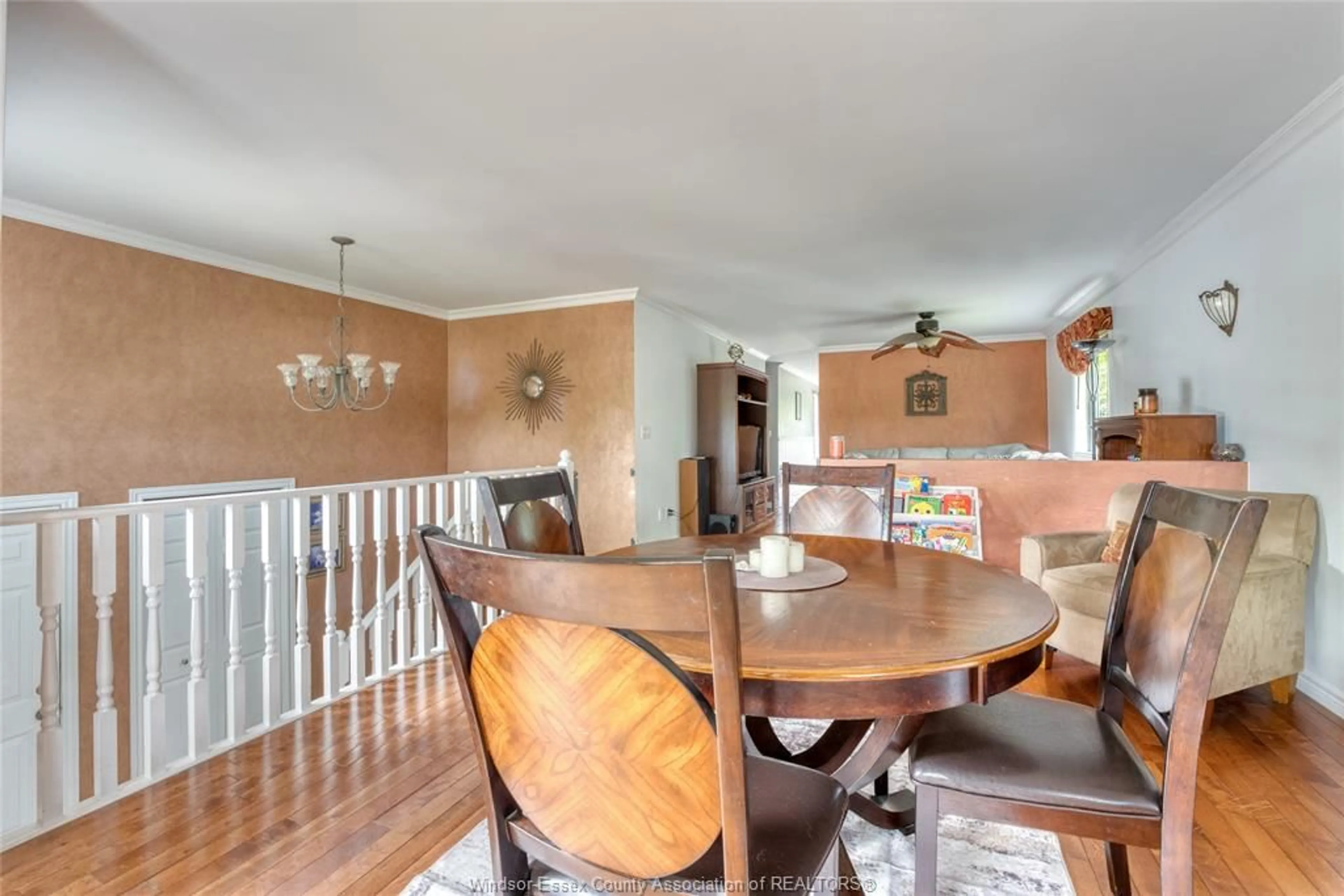 Dining room, wood/laminate floor for 1610 Chornoby Cres, Tecumseh Ontario N8N 4W3