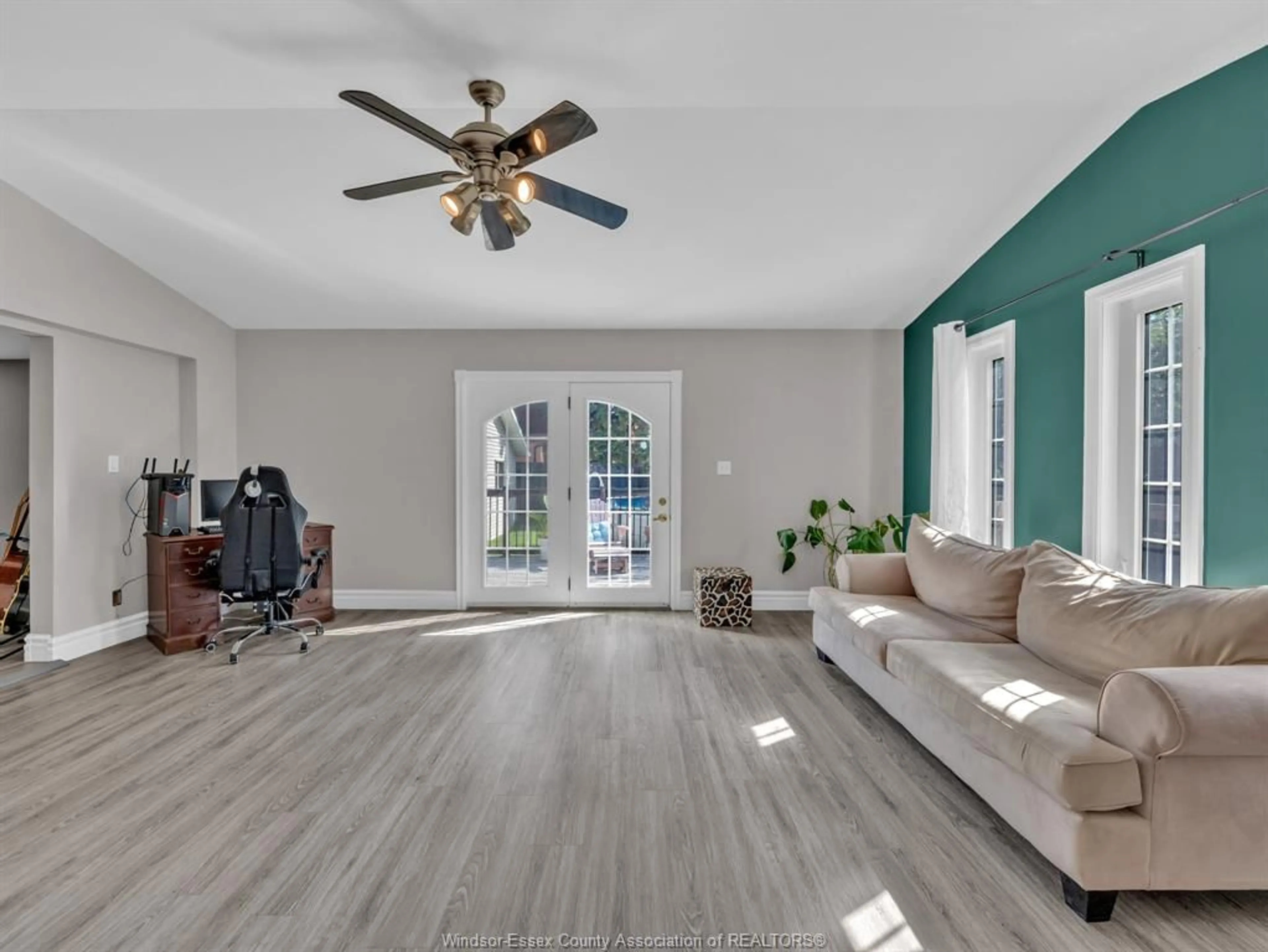 Living room with furniture, unknown for 209 ST. ANDREWS, Lakeshore Ontario N8N 3L4