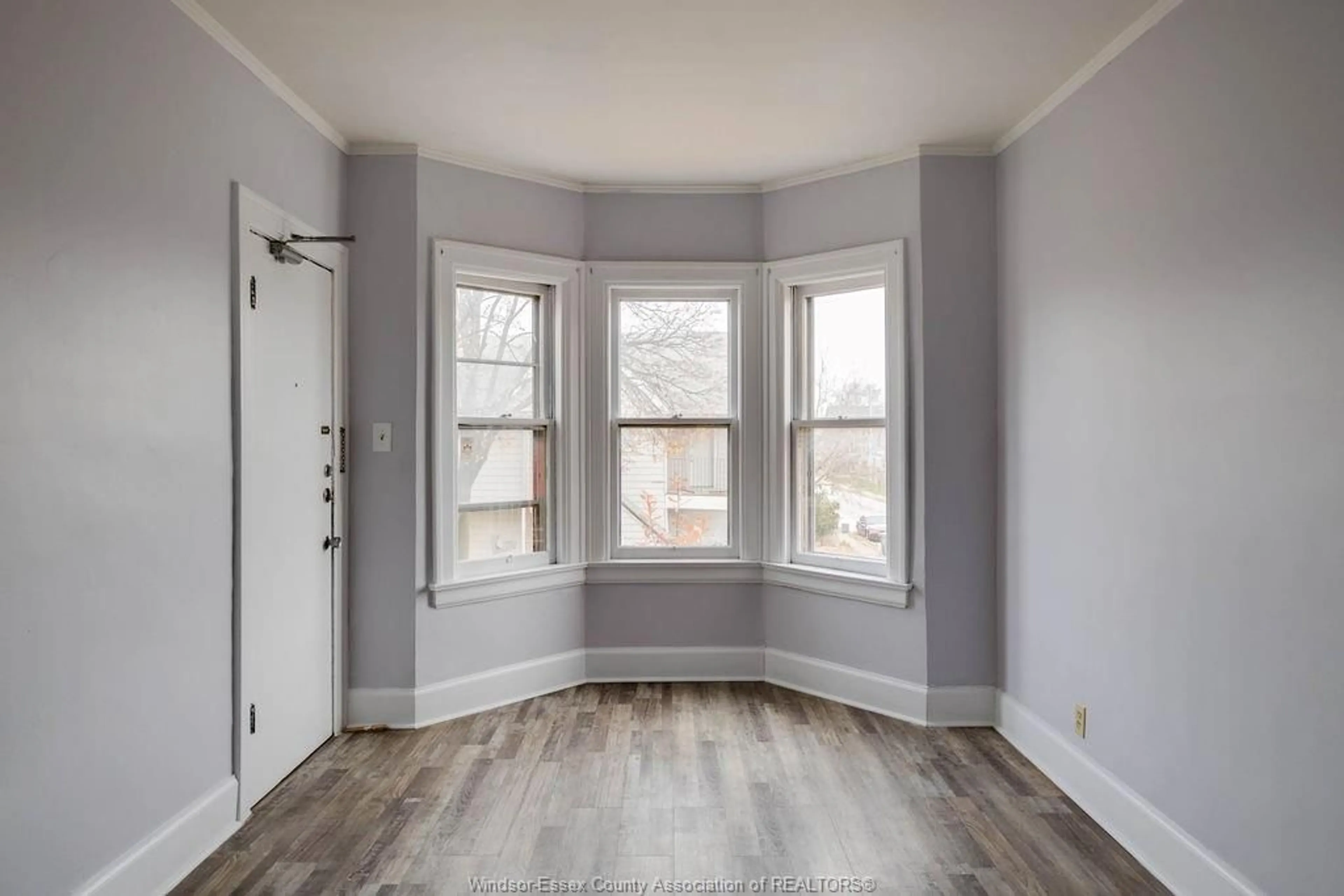 Unknown for 485 LOUIS Ave, Windsor Ontario N9A 1W5