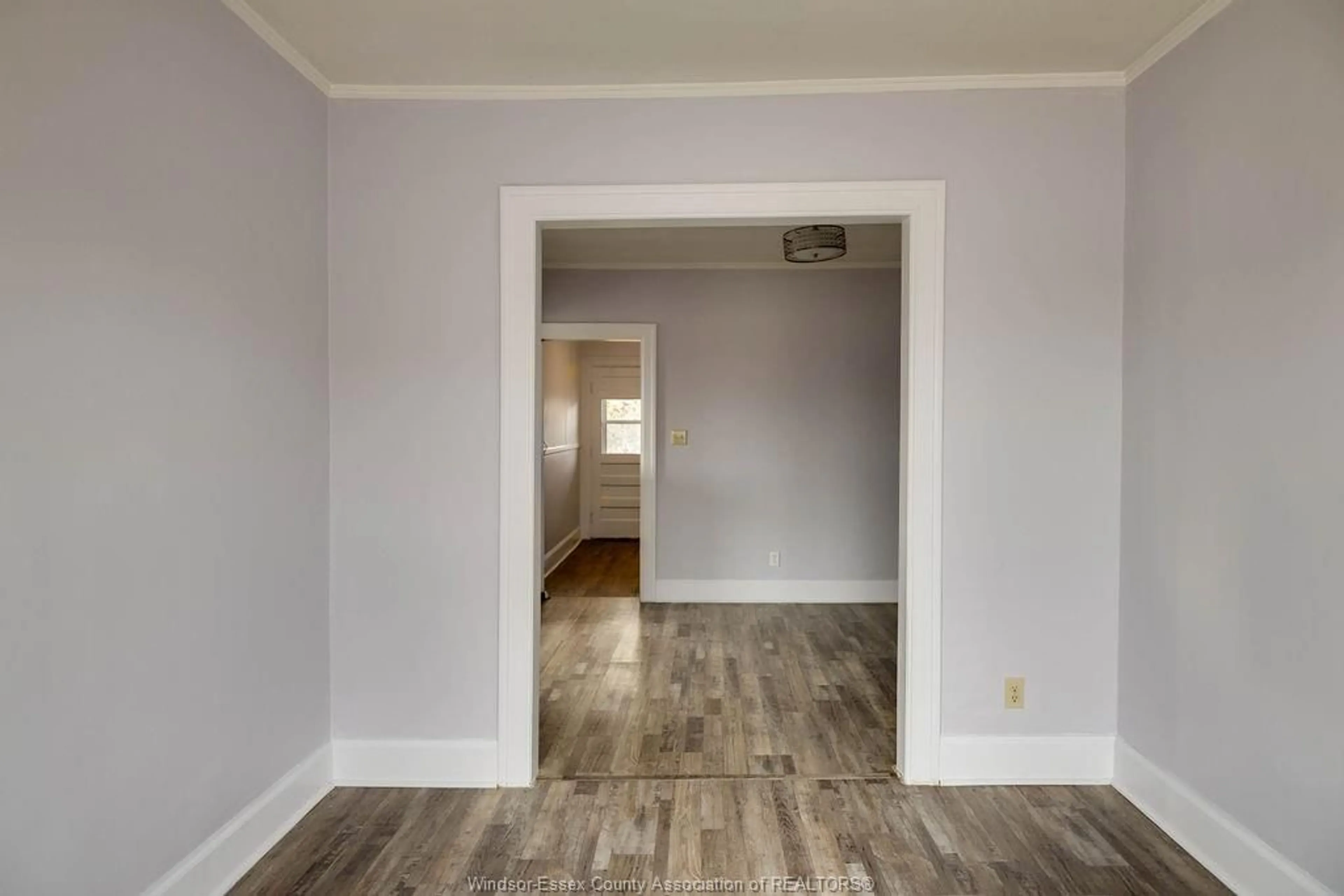 A pic of a room for 485 LOUIS Ave, Windsor Ontario N9A 1W5