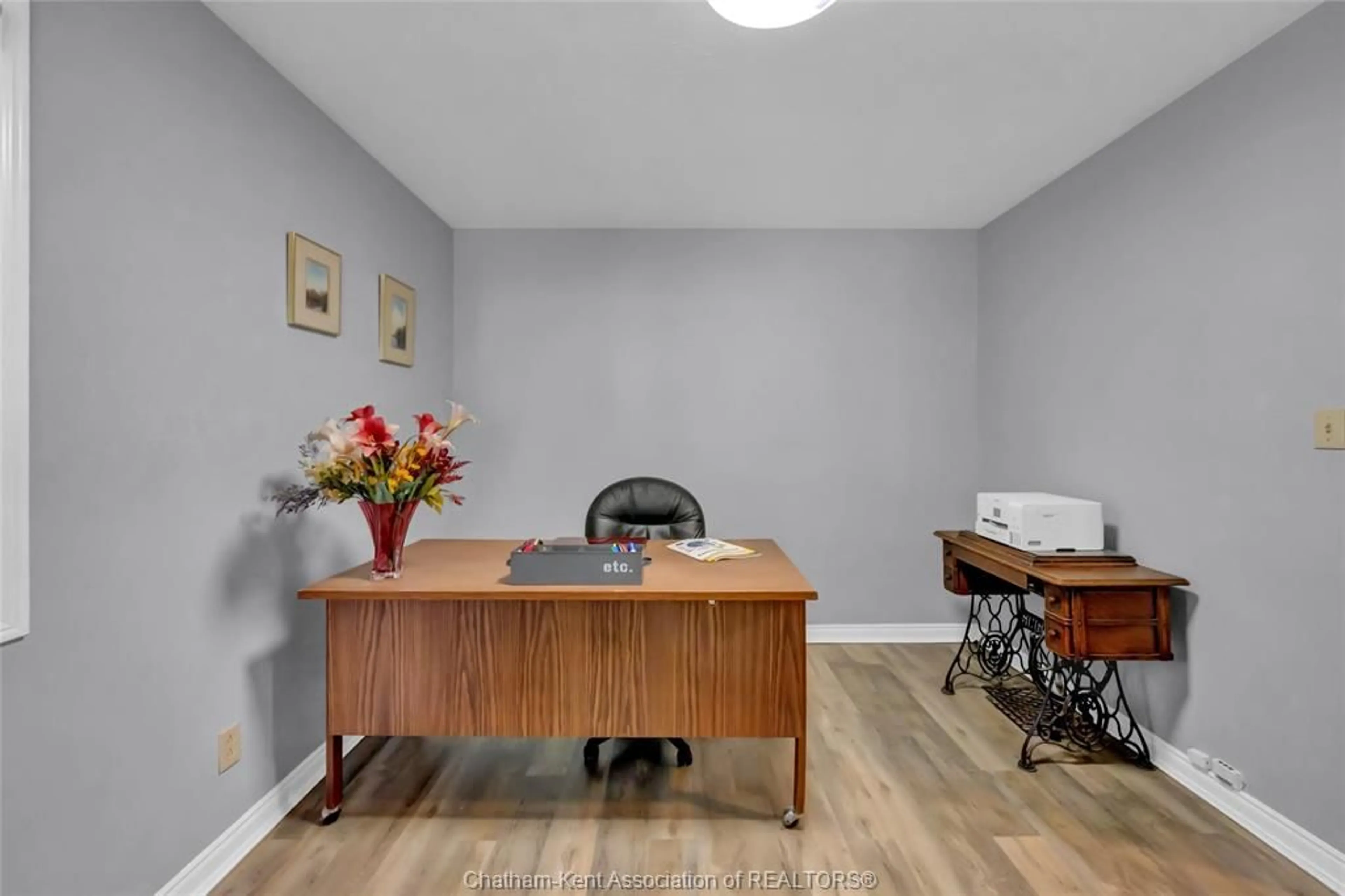 A pic of a room for 138 ELIZABETH St, Chatham Ontario N7L 2Y4