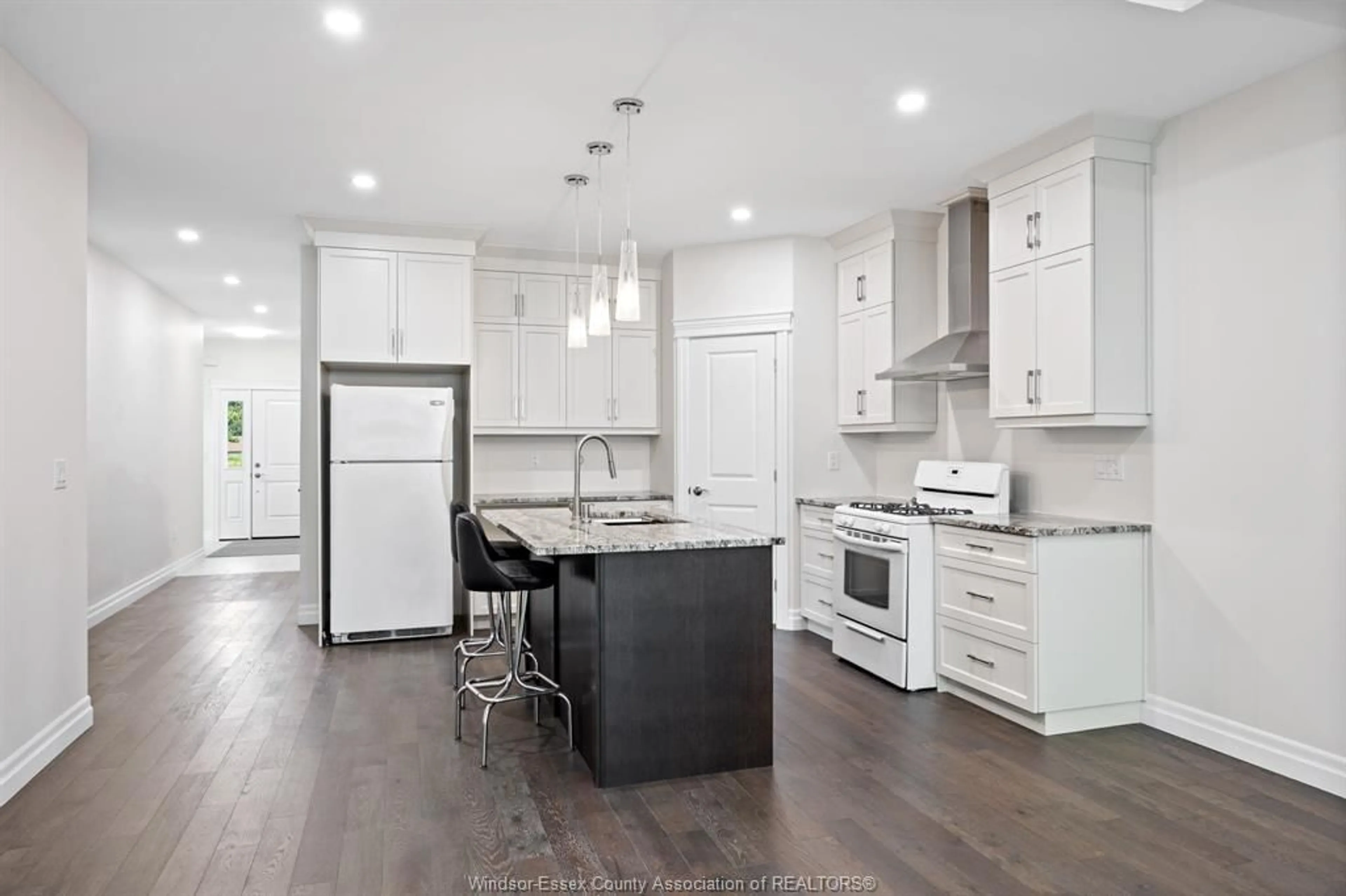 Open concept kitchen, unknown for 61 PEREIRA, Harrow Ontario N0R 1G0