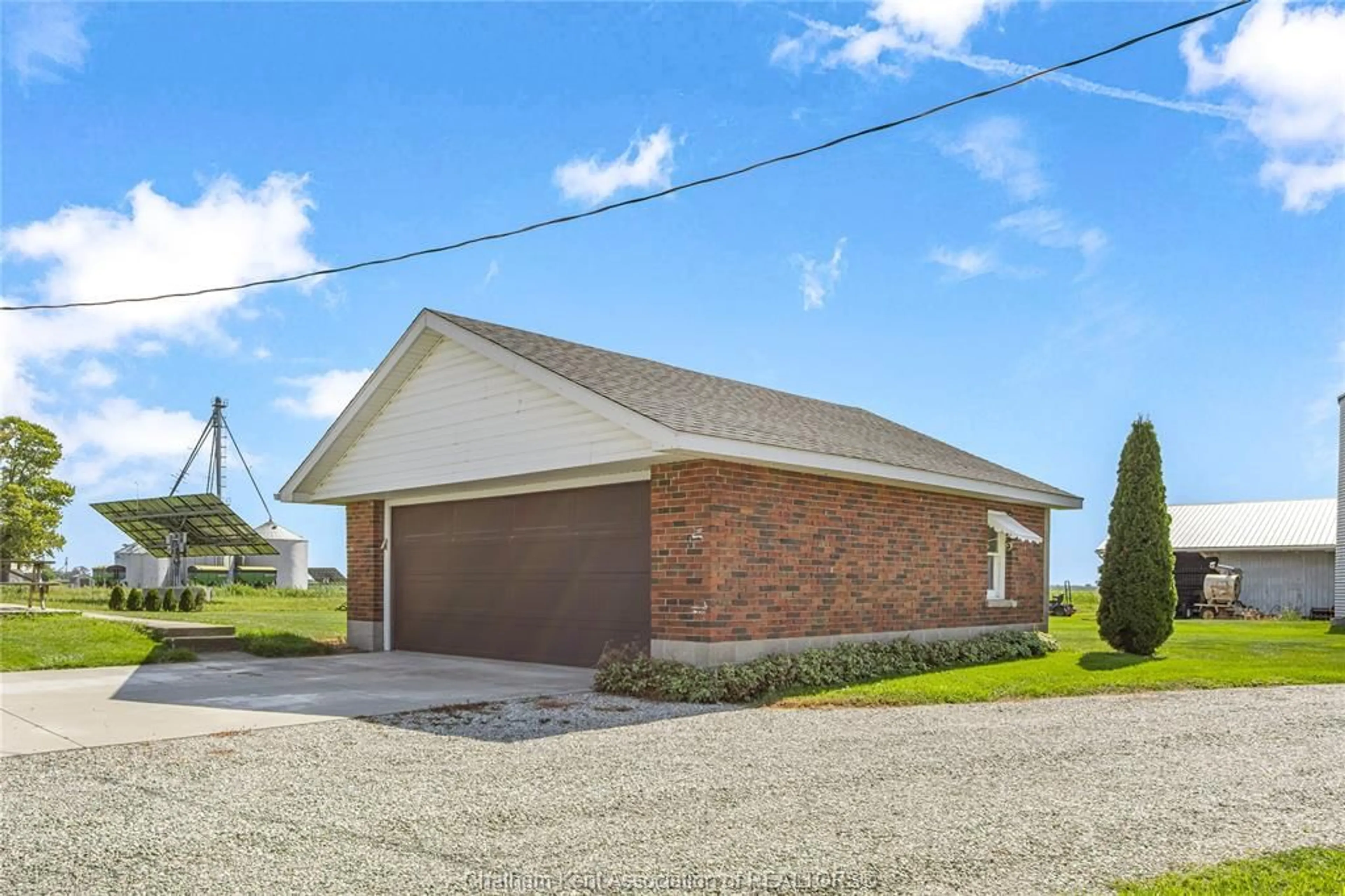 Unknown for 27156 ST CLAIR Rd, Wallaceburg Ontario N8A 4L3