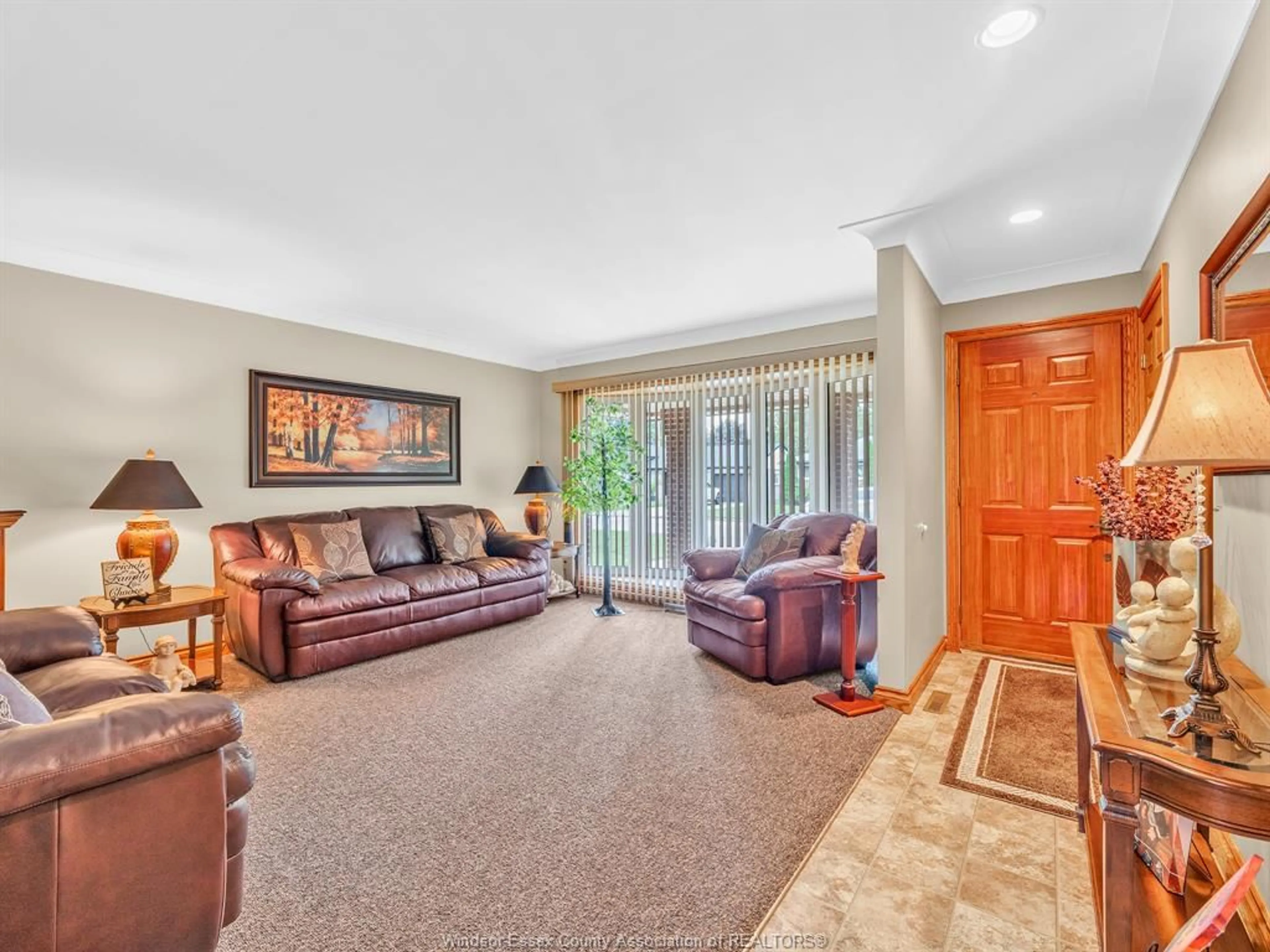 Living room with furniture, unknown for 1048 COVENTRY Crt, Windsor Ontario N8S 2W7