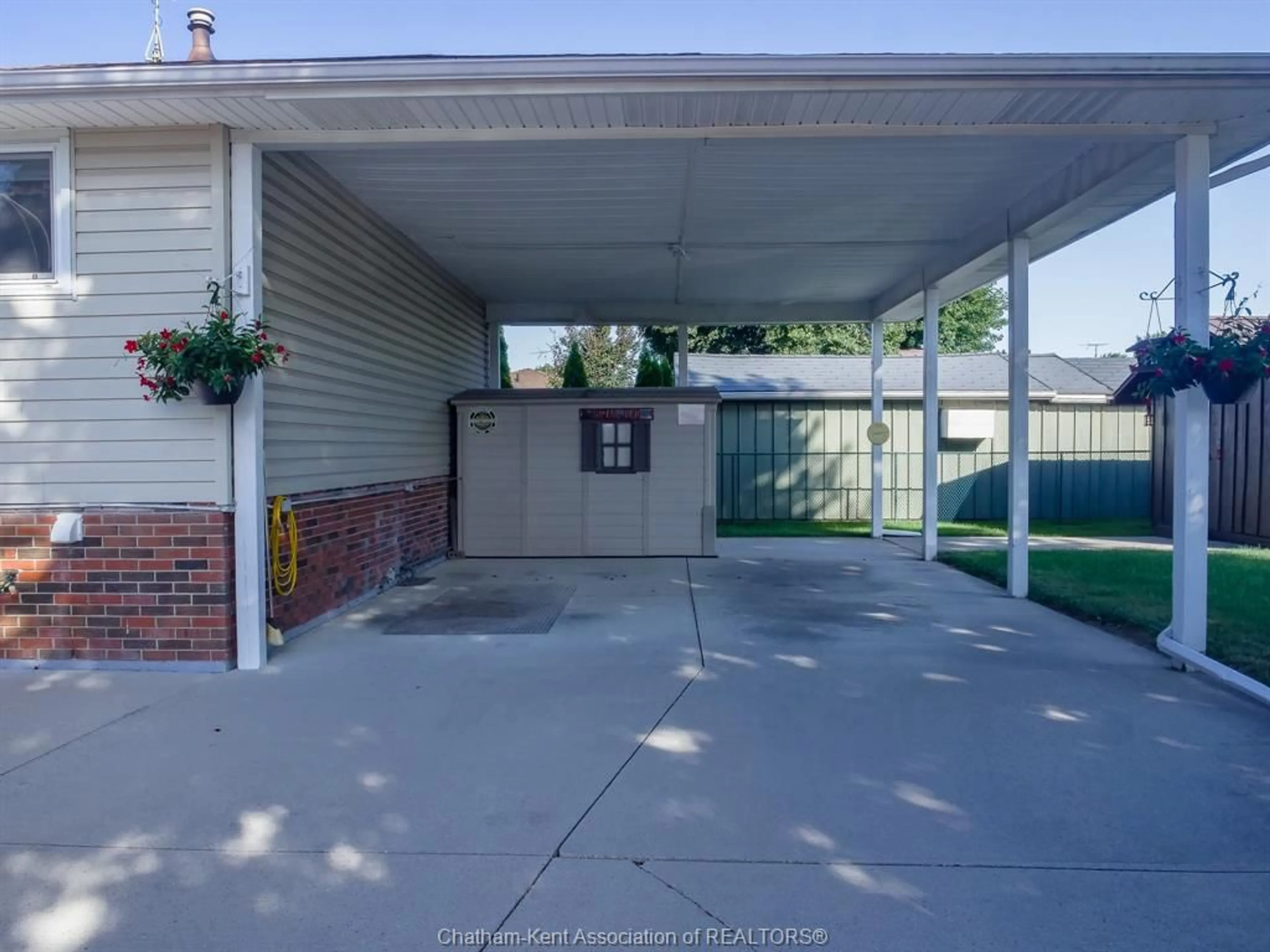 Unknown for 61 VANIER Dr, Chatham Ontario N7L 2T3