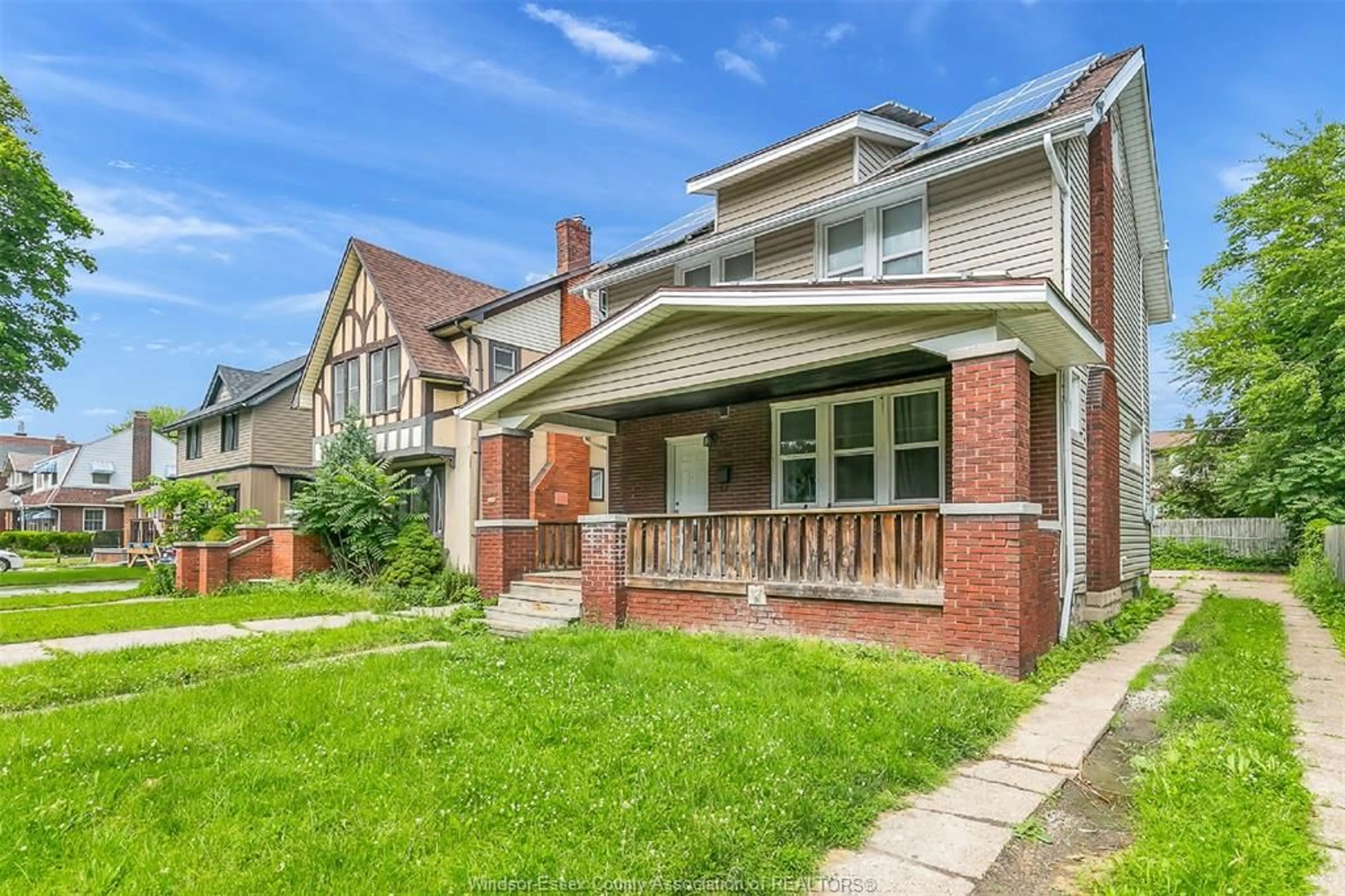 Home with brick exterior material, street for 346 RANDOLPH, Windsor Ontario N9B 2T6