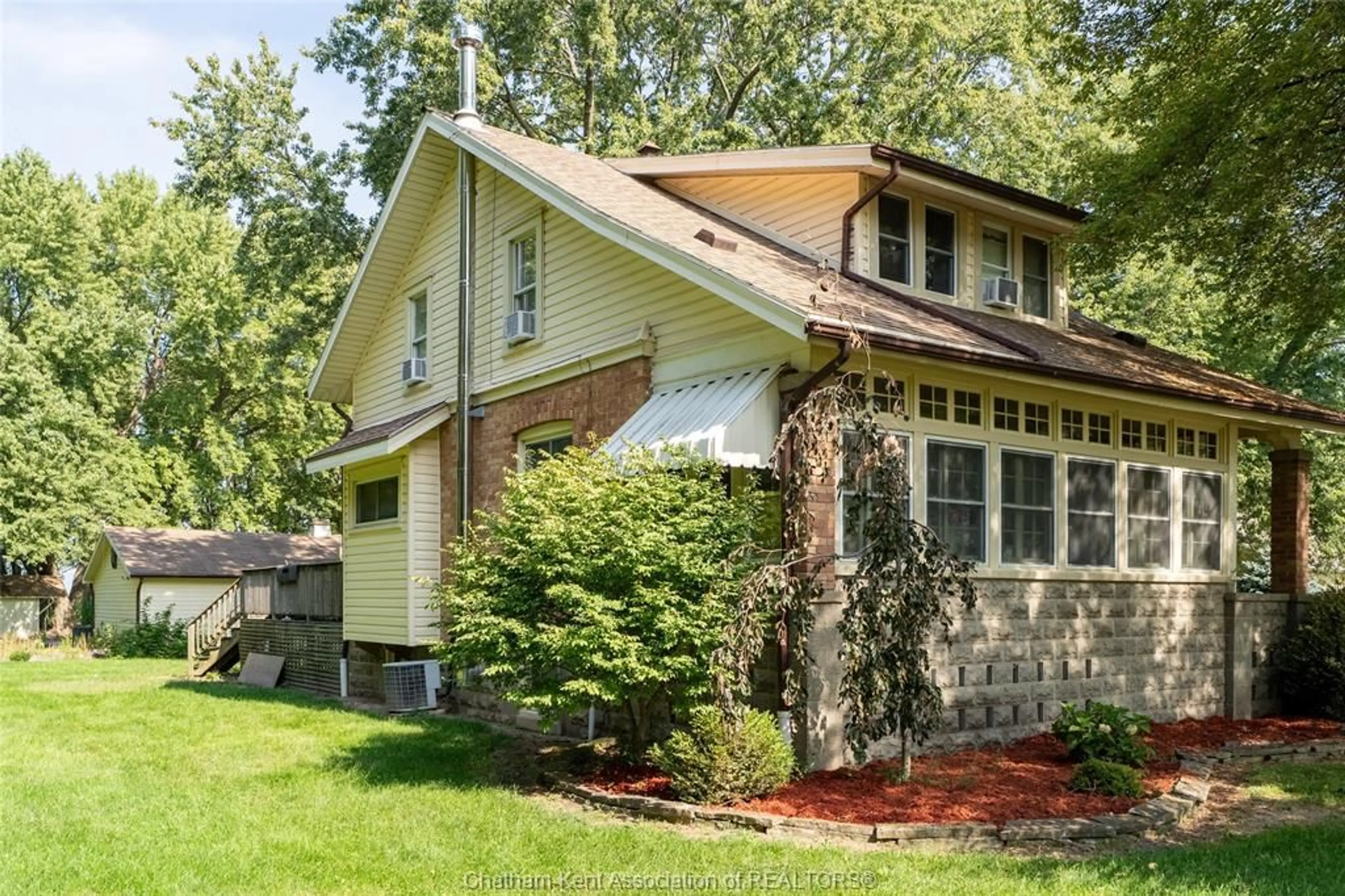 Home with brick exterior material, street for 6801 Pain Court Line, Pain Court Ontario N0P 1Z0
