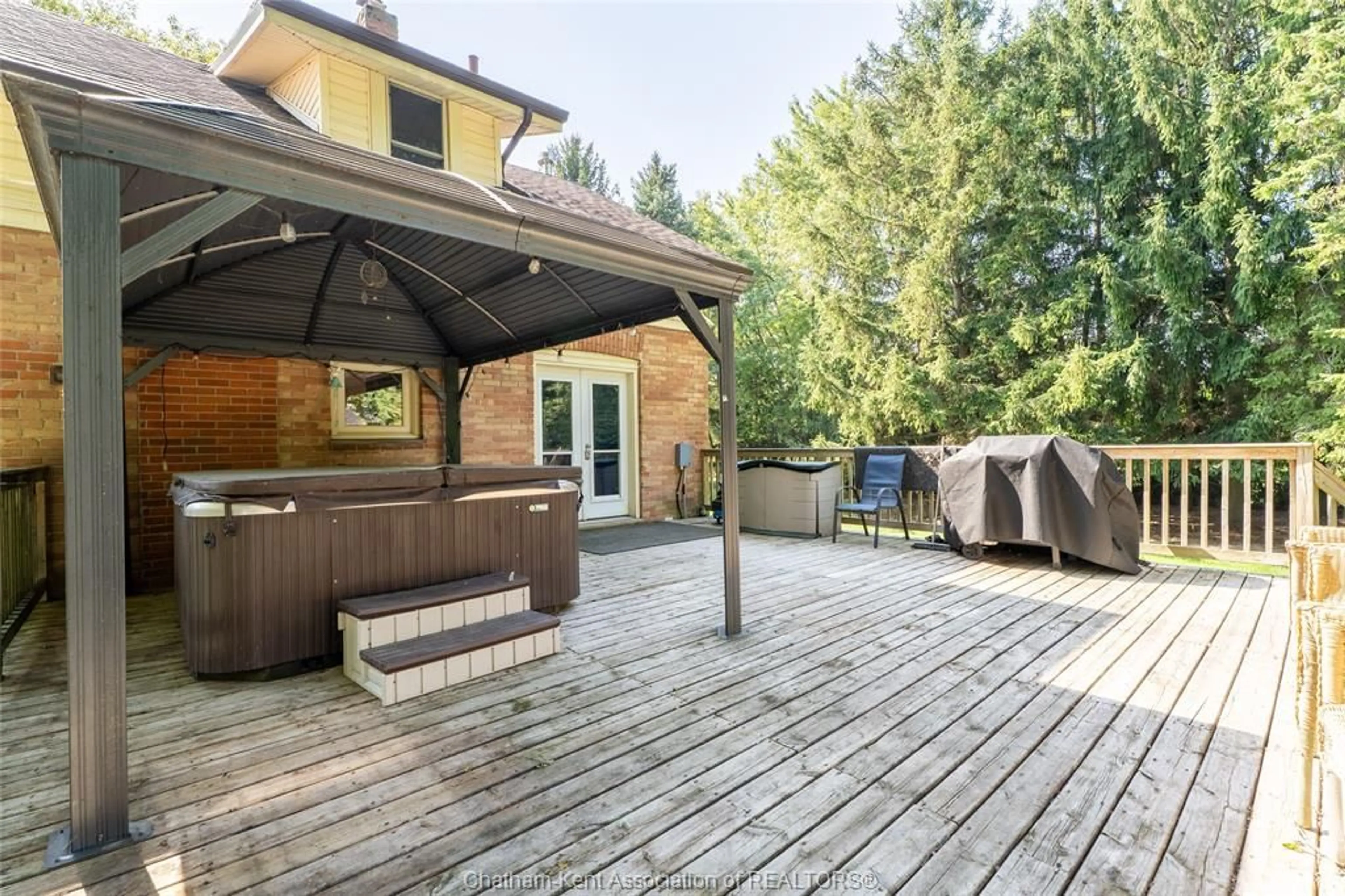 Patio, unknown for 6801 Pain Court Line, Pain Court Ontario N0P 1Z0