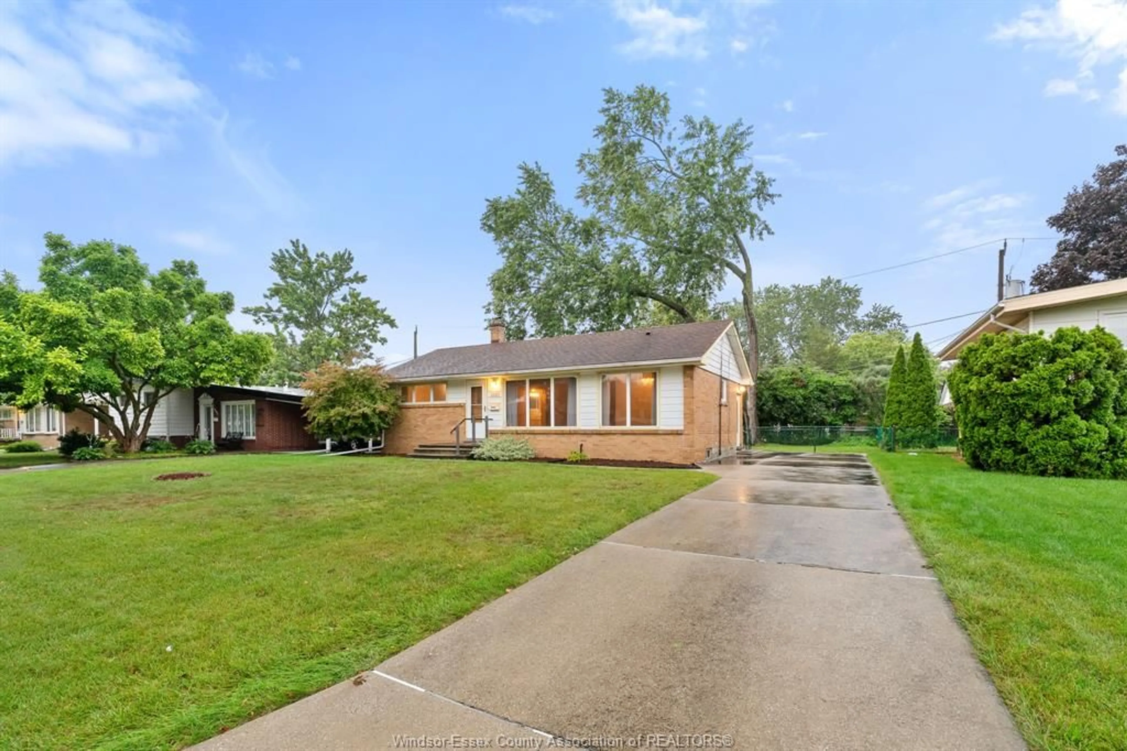 Home with brick exterior material, street for 3631 Rankin Ave, Windsor Ontario N9E 3C6