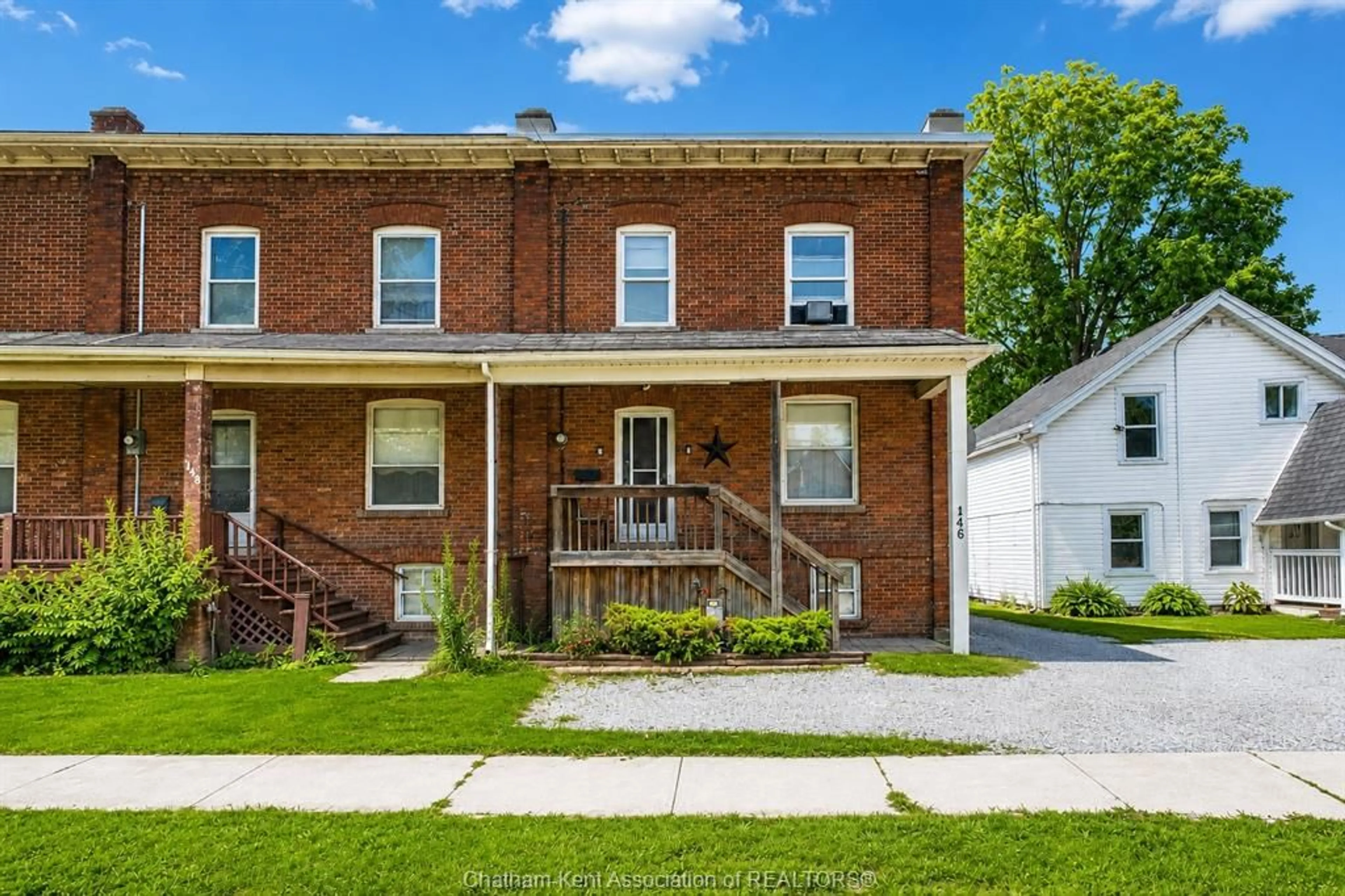 Home with brick exterior material, street for 146 Grand Ave, Chatham Ontario N7L 1W2