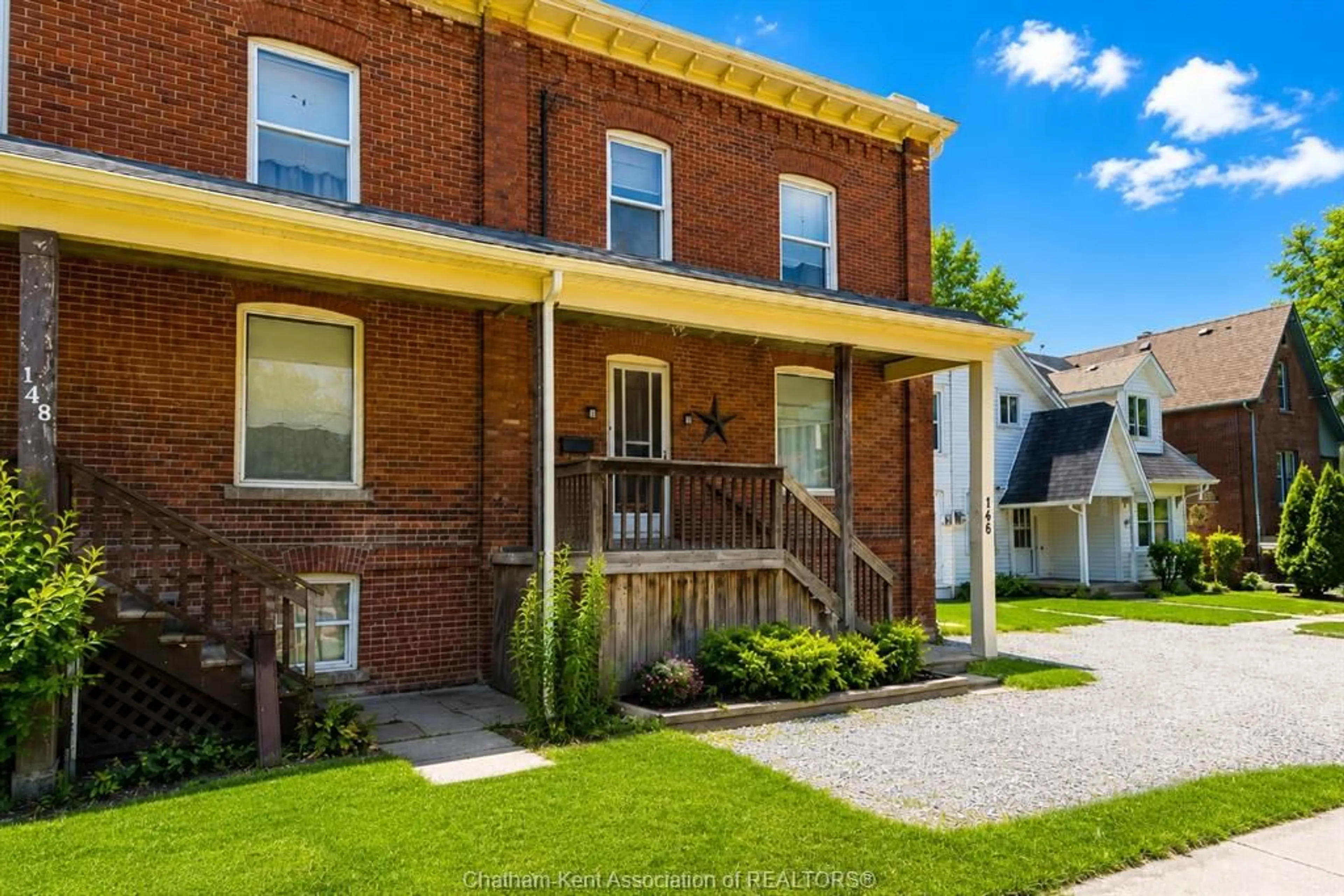 Home with brick exterior material, street for 146 Grand Ave, Chatham Ontario N7L 1W2