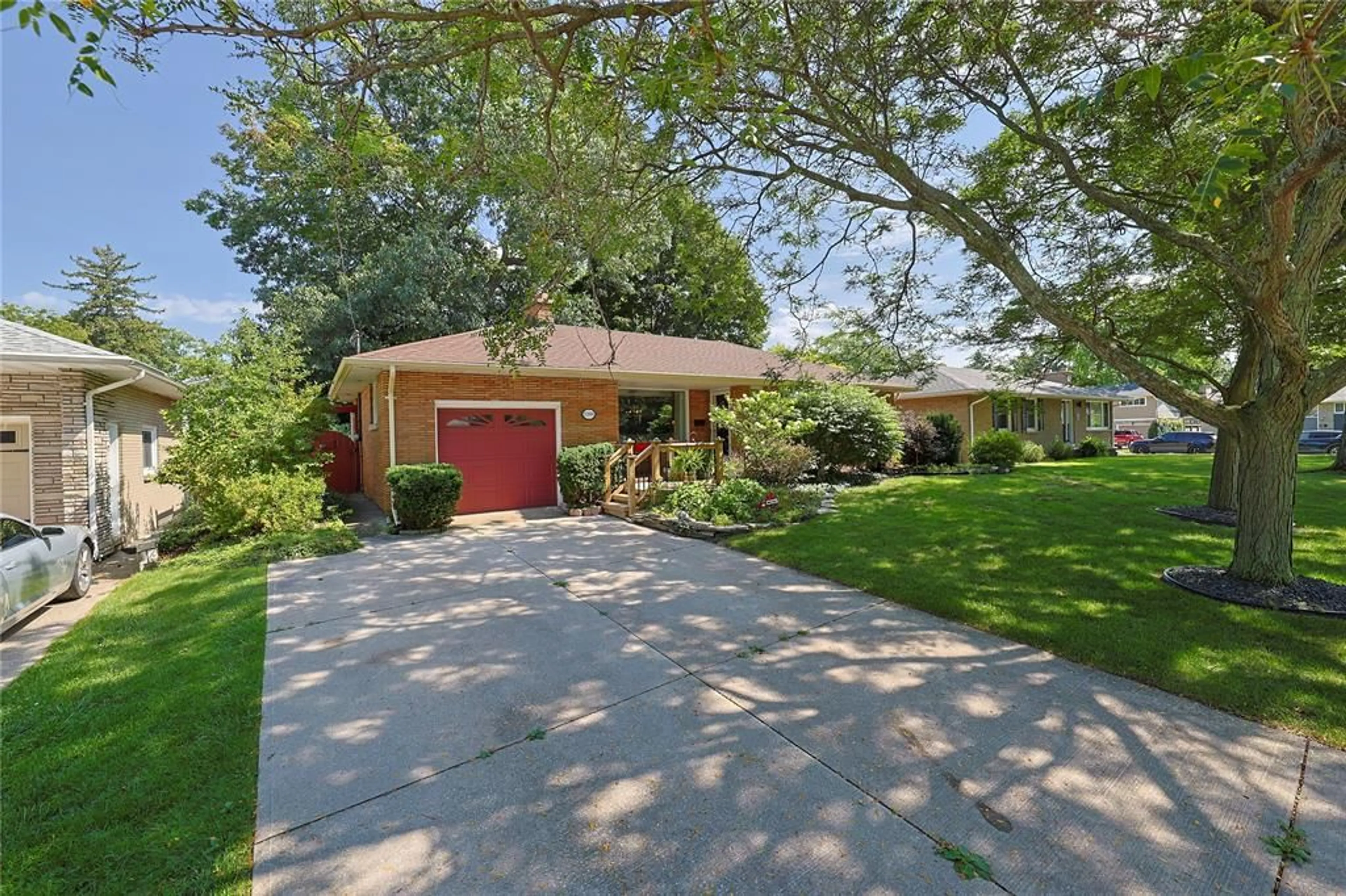 Unknown for 1208 Colborne Rd, Sarnia Ontario N7V 3L2