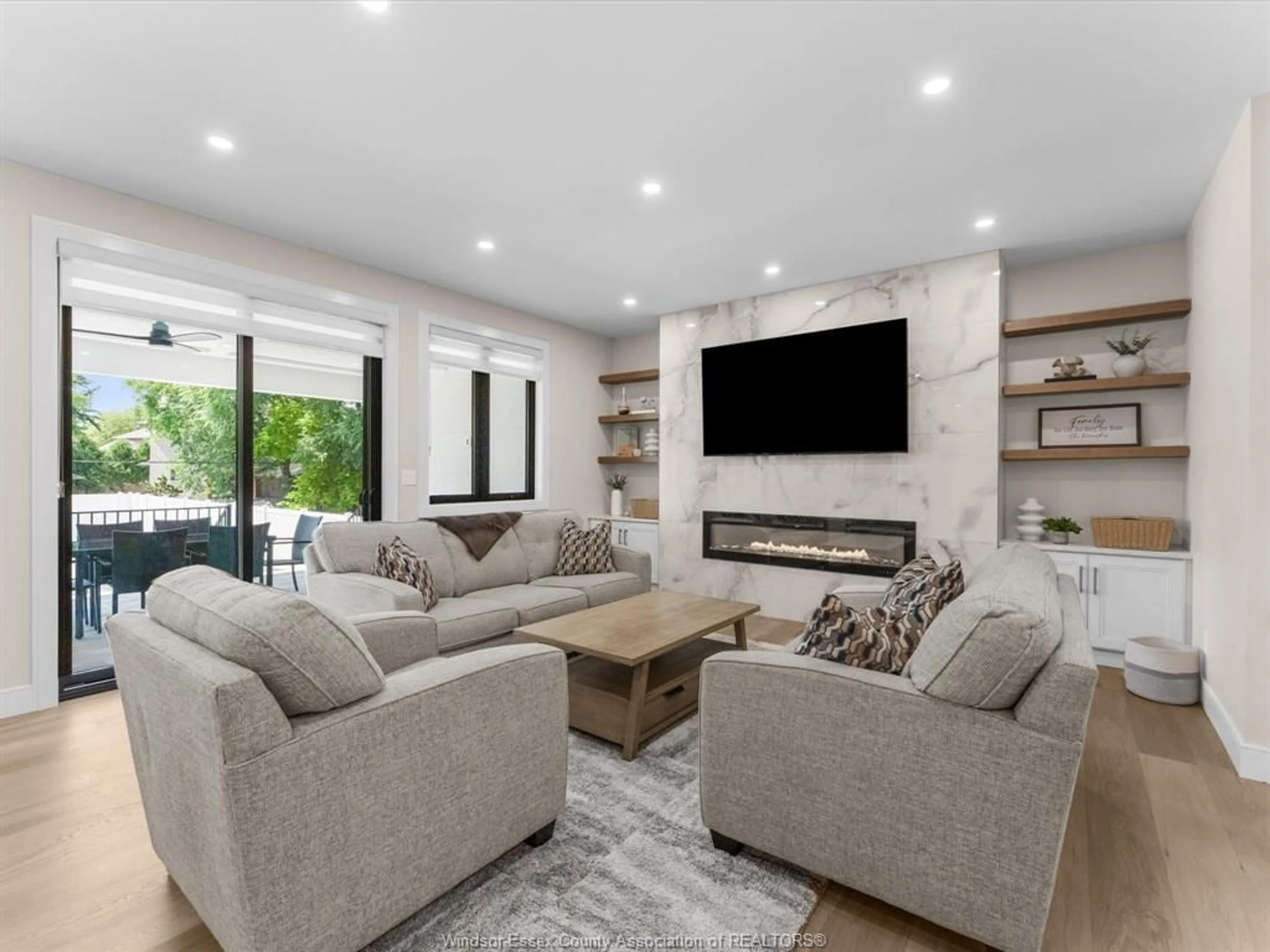 Living room with furniture, unknown for 131 CHENE, Tecumseh Ontario N8N 1T1