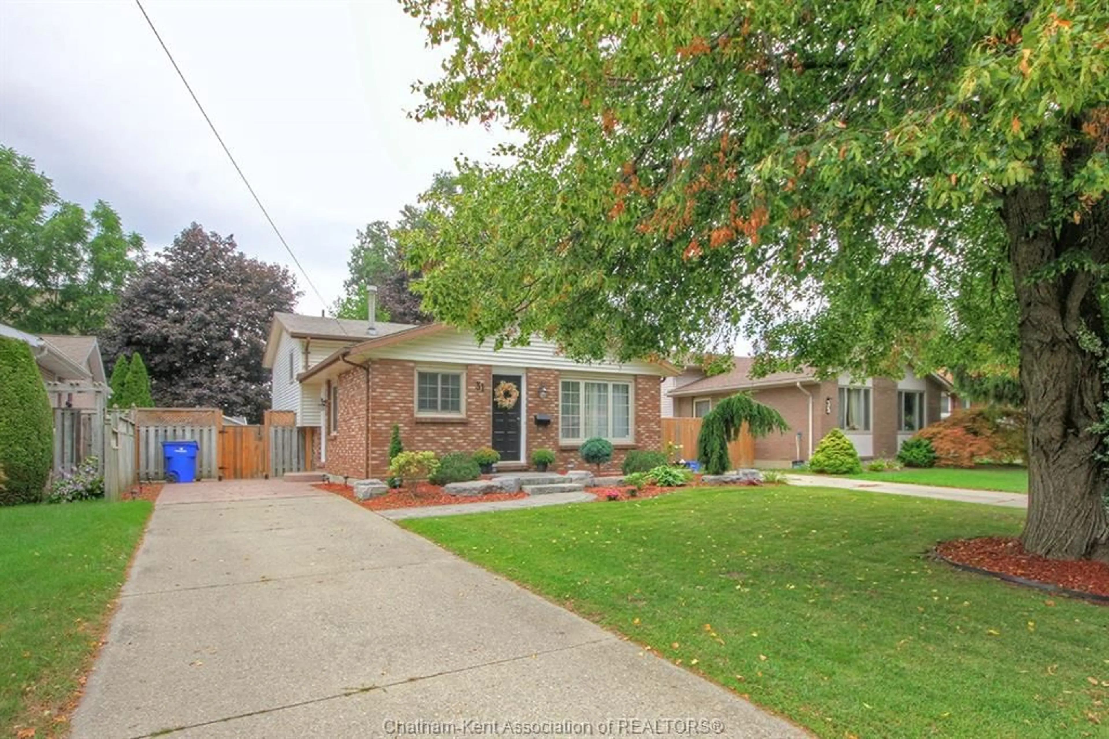 Home with brick exterior material, street for 31 St. Anthony St, Chatham Ontario N7M 3X9