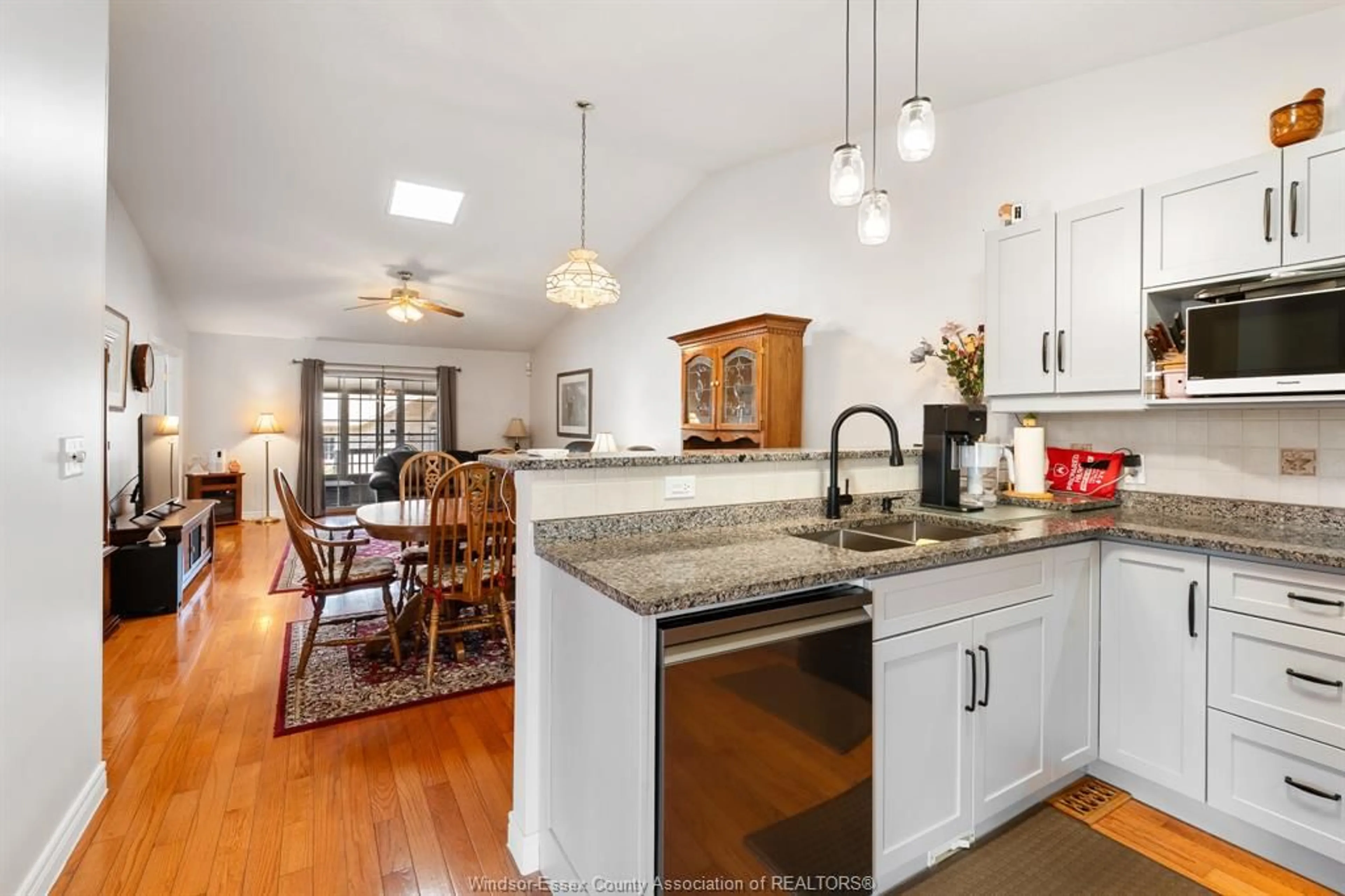 Open concept kitchen, unknown for 41 Queens Hill Cres, Leamington Ontario N8H 5M5