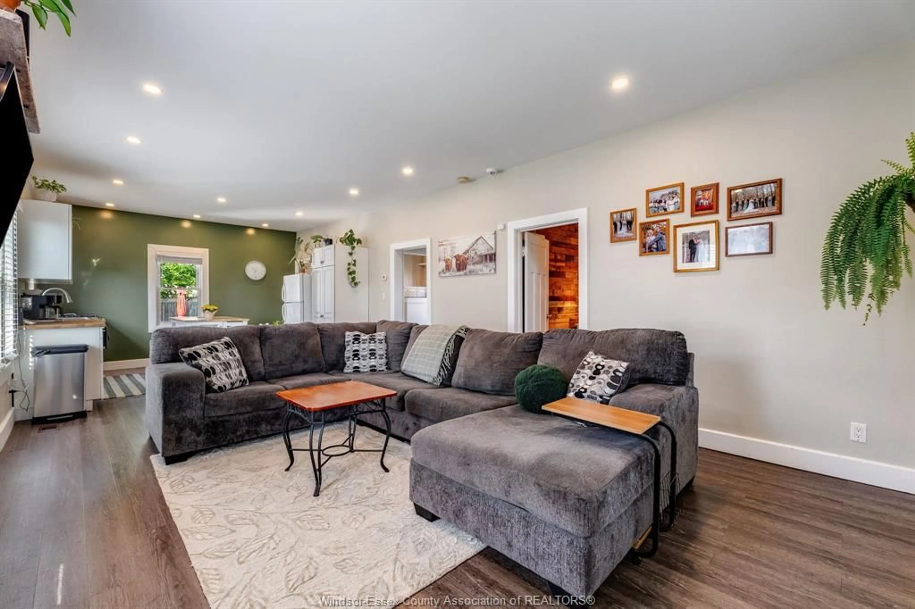 Living room with furniture, unknown for 13 WESTMORELAND Ave, Leamington Ontario N8H 3P2