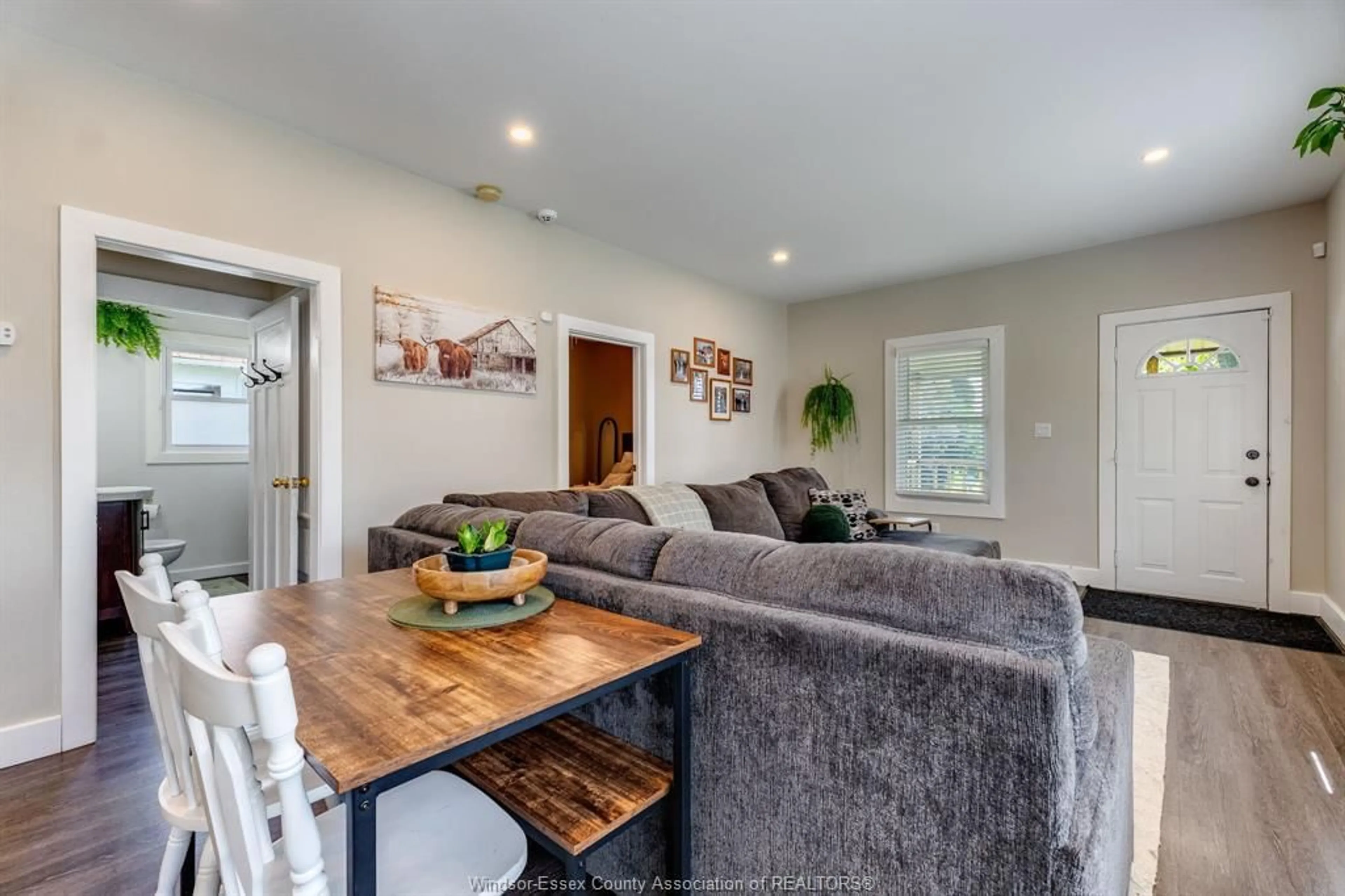 Living room with furniture, unknown for 13 WESTMORELAND Ave, Leamington Ontario N8H 3P2