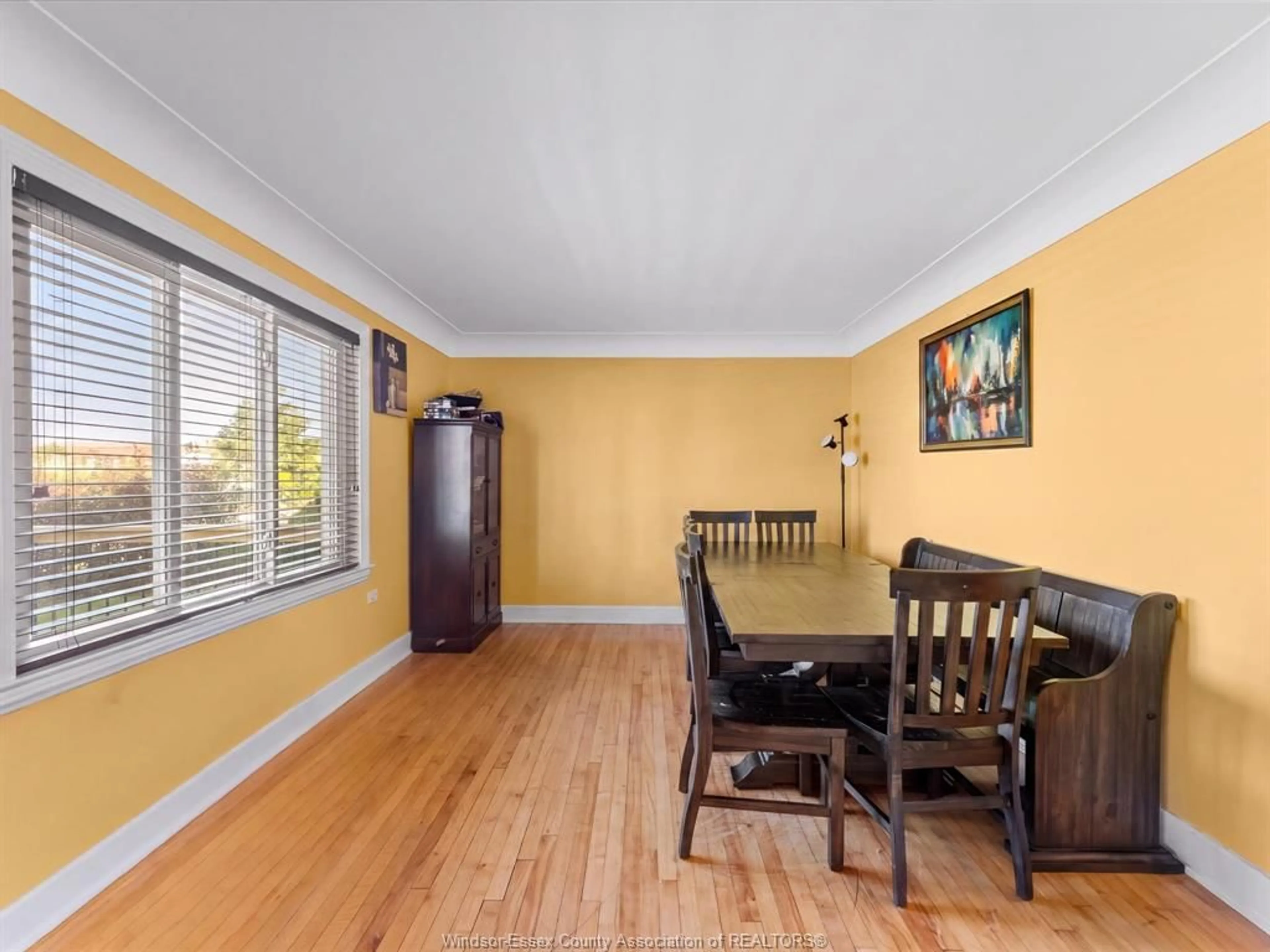 Dining room, wood/laminate floor for 1540 ST. LUKE Rd, Windsor Ontario N8Y 3N3