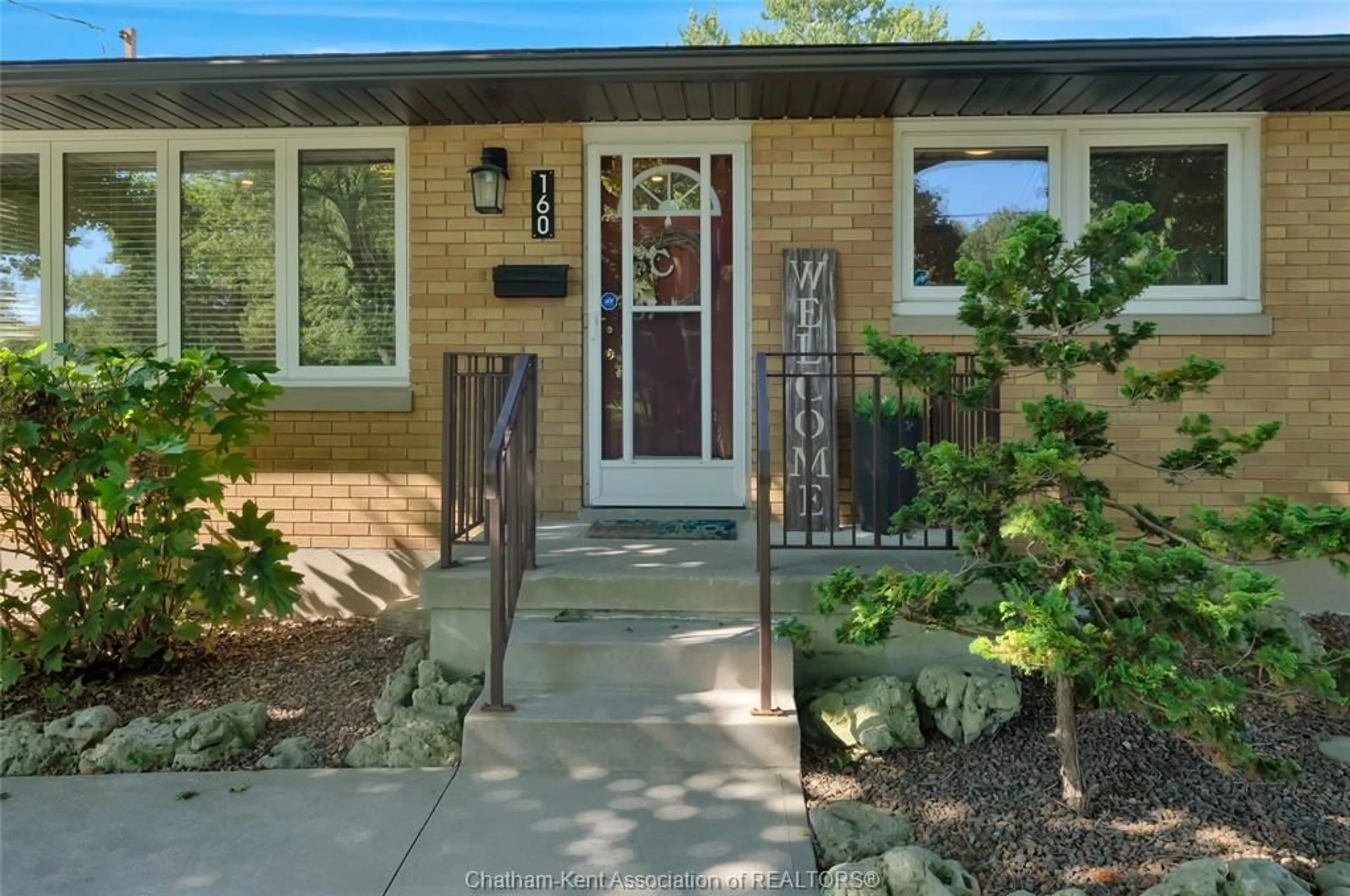Home with brick exterior material, street for 160 John St, Chatham Ontario N7M 5C1