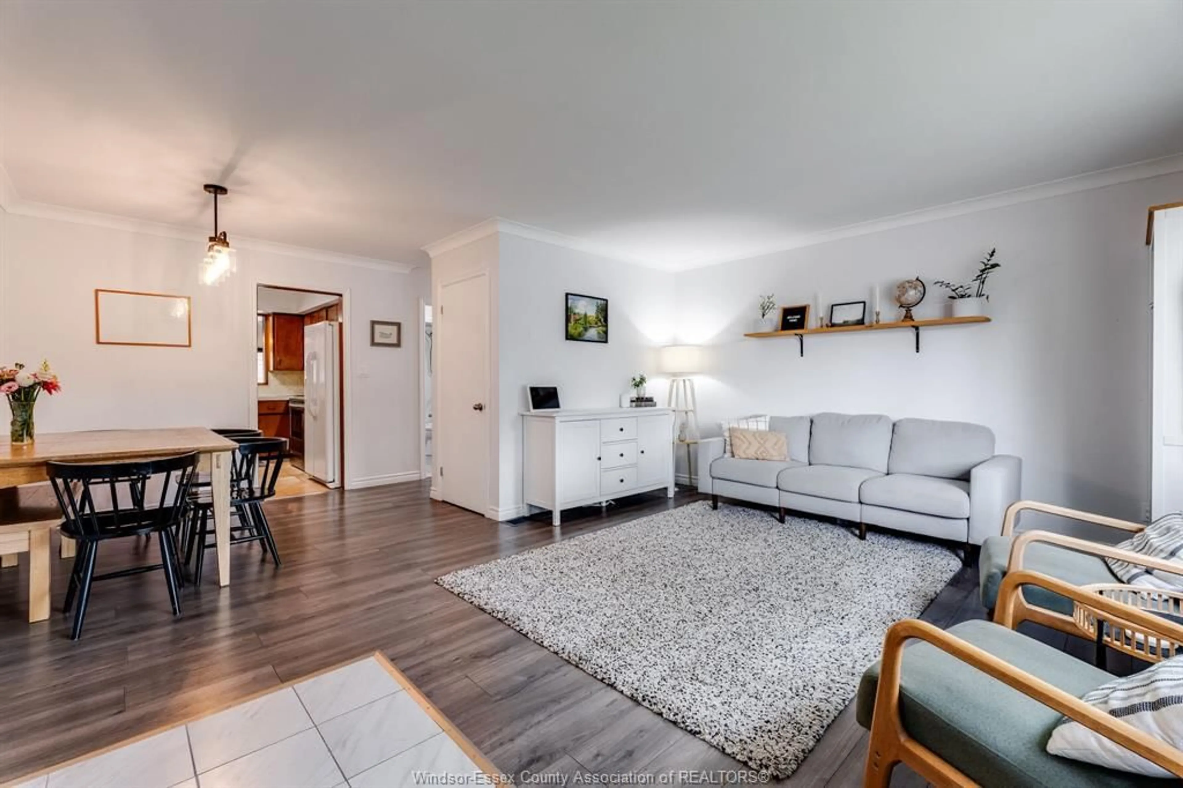 Living room with furniture, unknown for 19 Rickway Dr, Leamington Ontario N8H 2M3