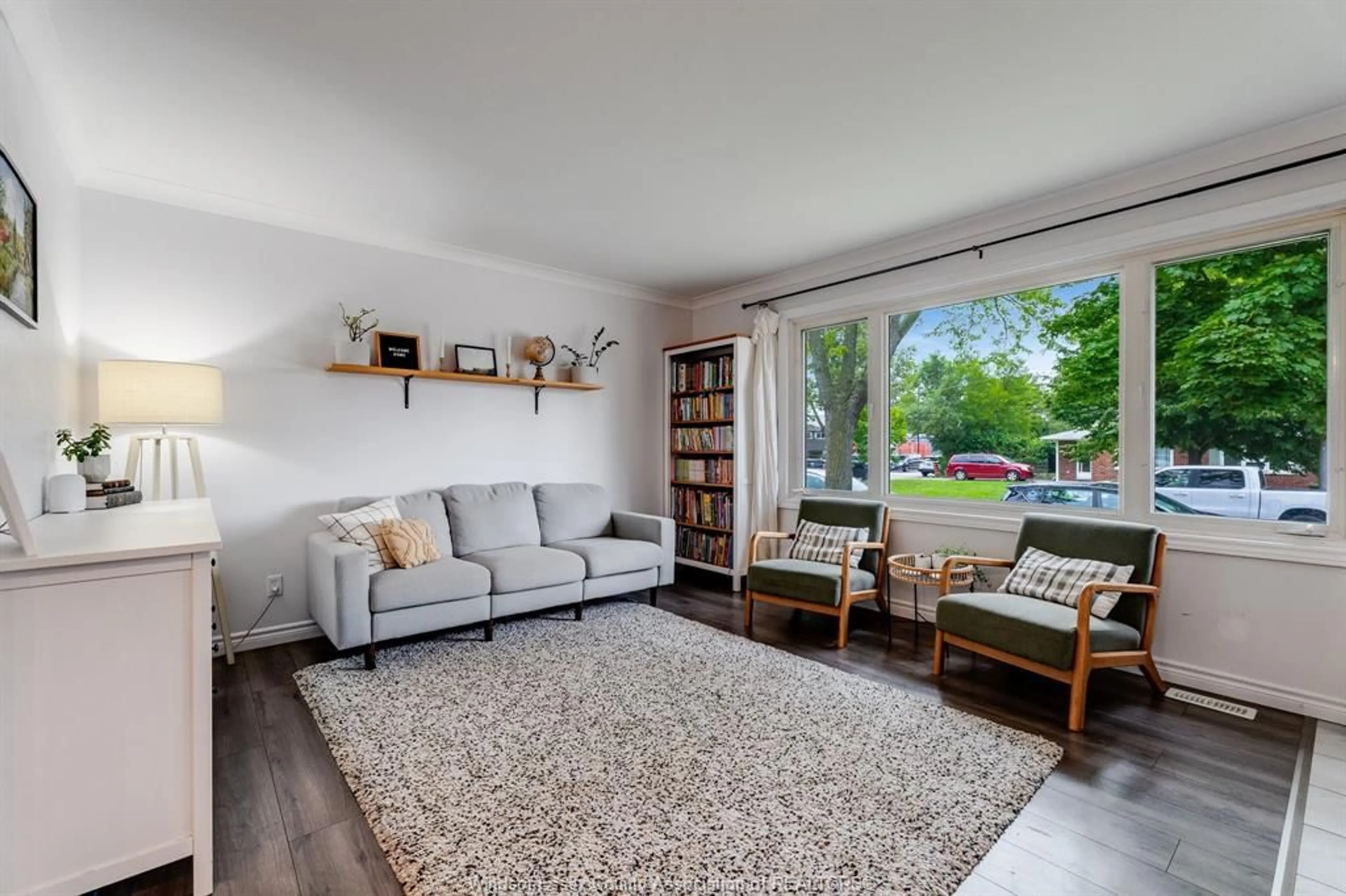 Living room with furniture, unknown for 19 Rickway Dr, Leamington Ontario N8H 2M3