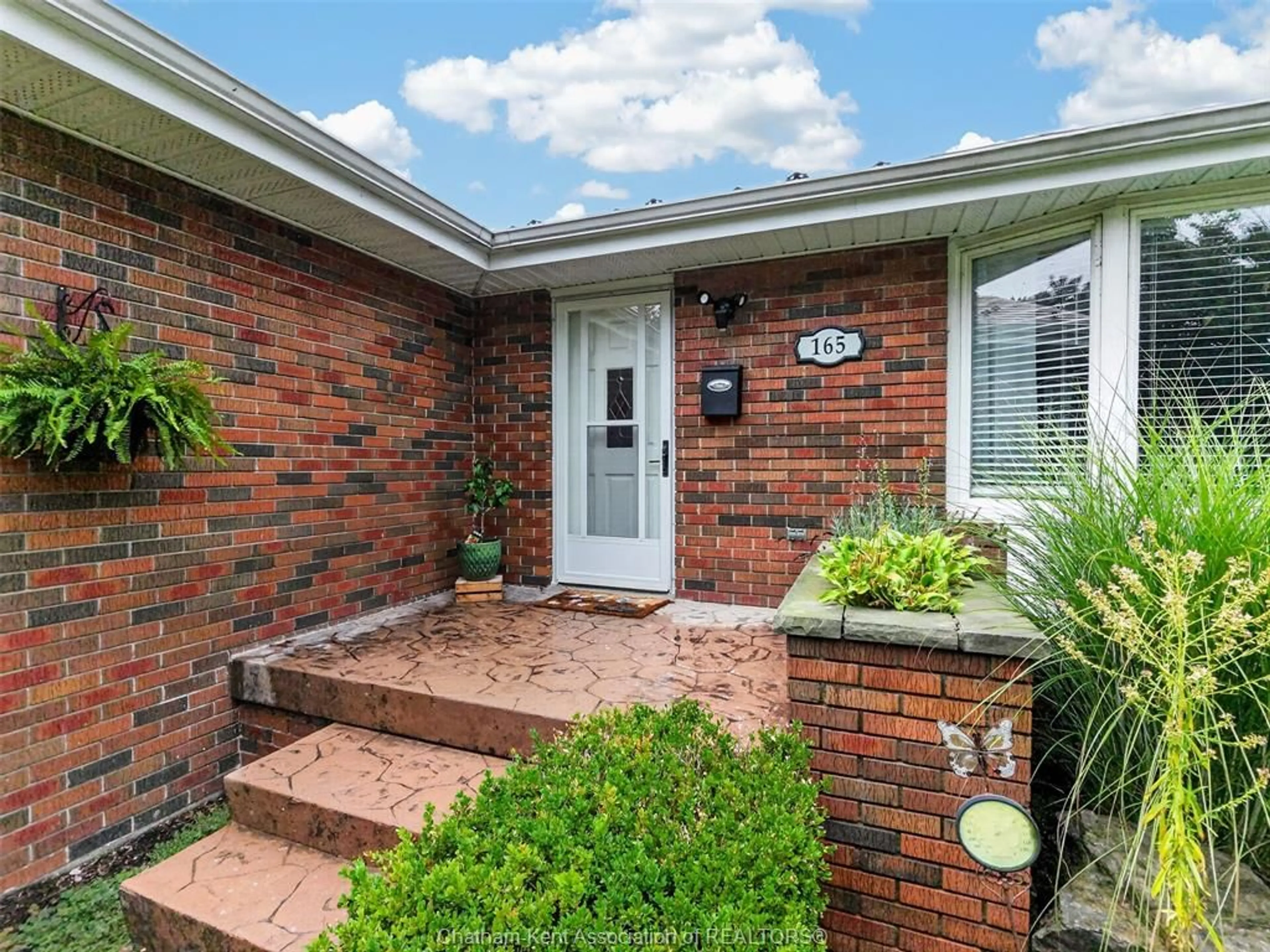 Home with brick exterior material, street for 165 LANCEFIELD Pl, Chatham Ontario N7L 2M5