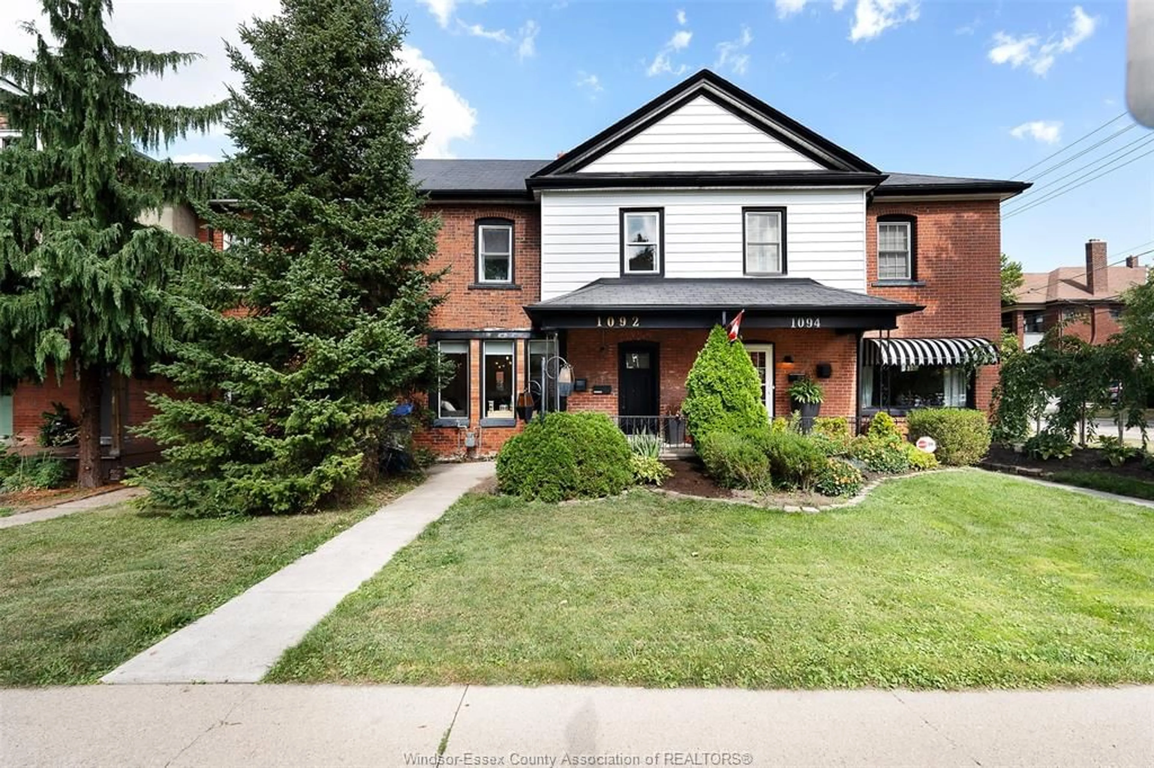 Home with brick exterior material, street for 1092 MONMOUTH, Windsor Ontario N8Y 3L7