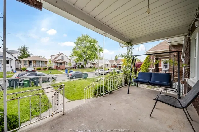1180 LANGLOIS Ave, Windsor 5