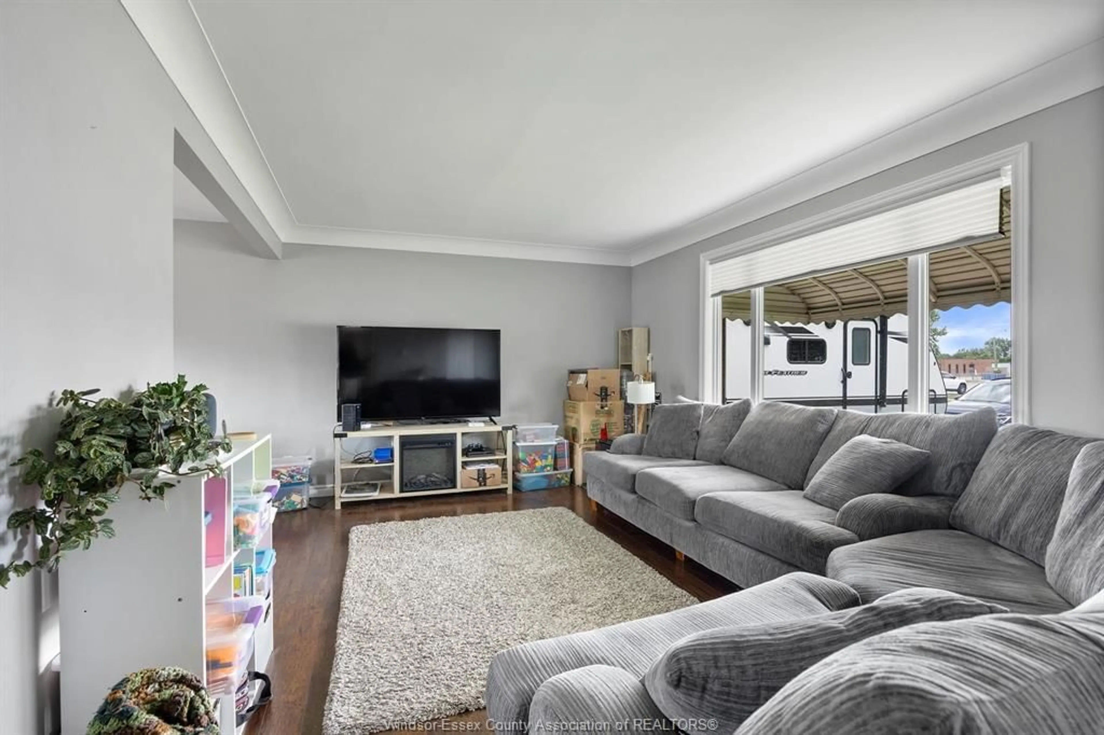 Living room with furniture, unknown for 399 ST. PETER St, Lakeshore Ontario N8L 0N3